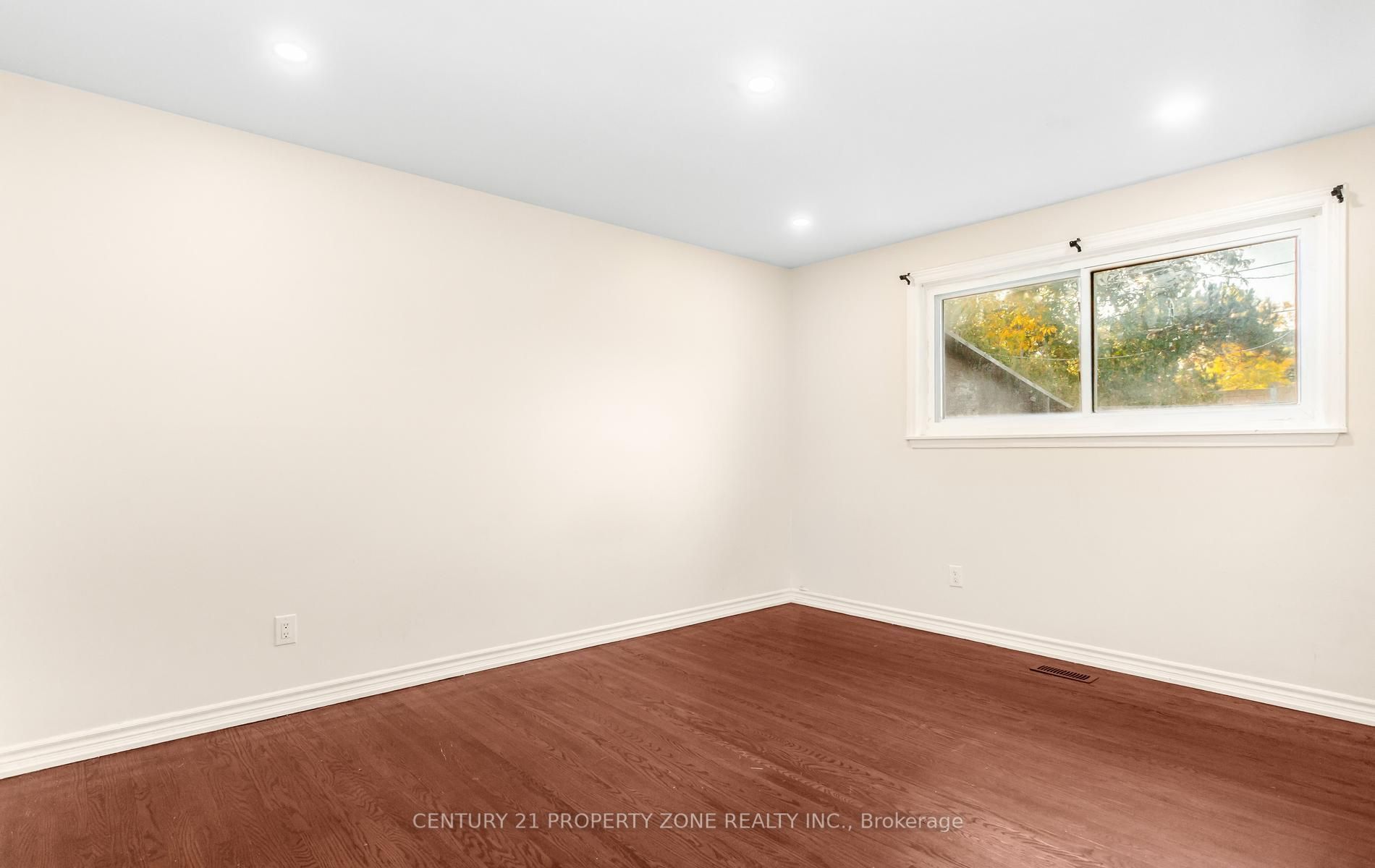 55 Brentwood Drive Property Photo 13