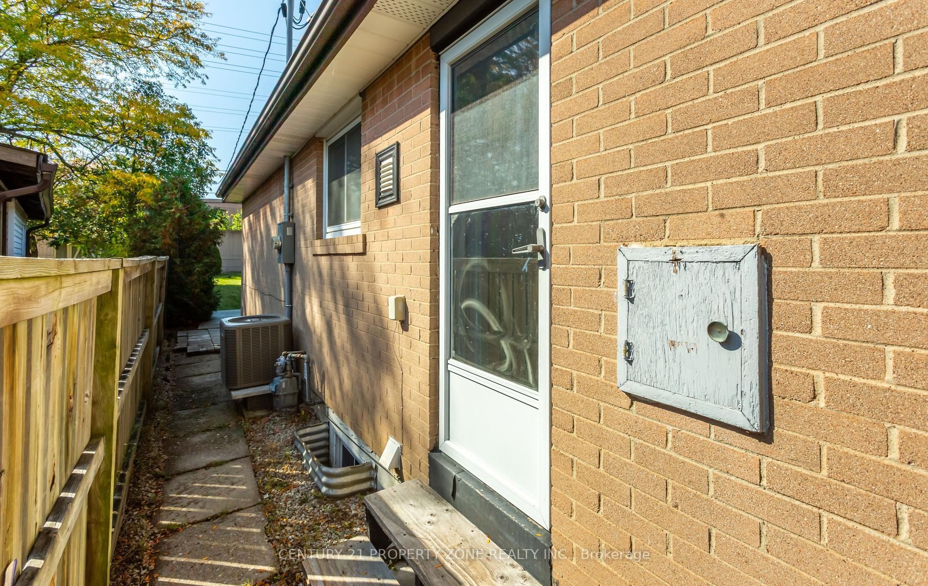 55 Brentwood Drive Property Photo 30