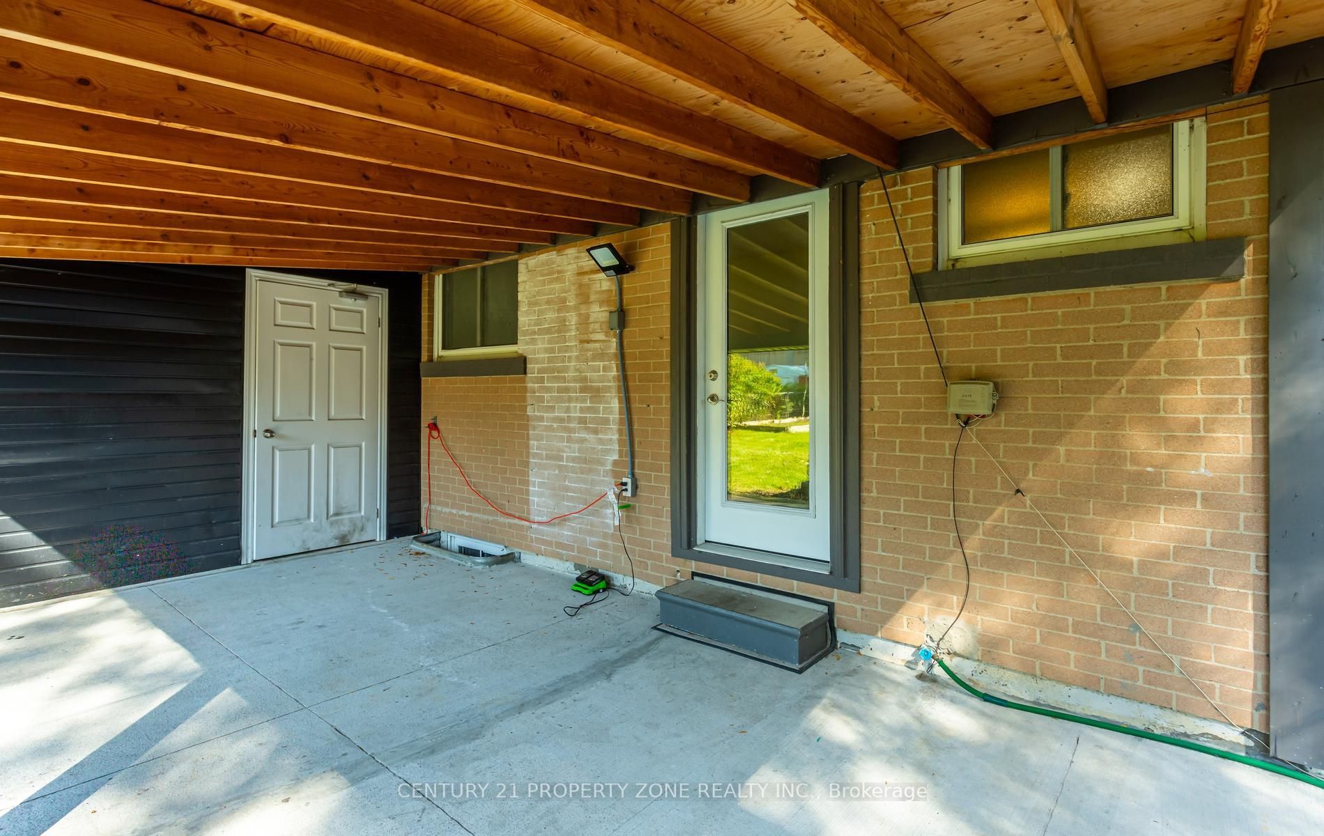 55 Brentwood Drive Property Photo 31