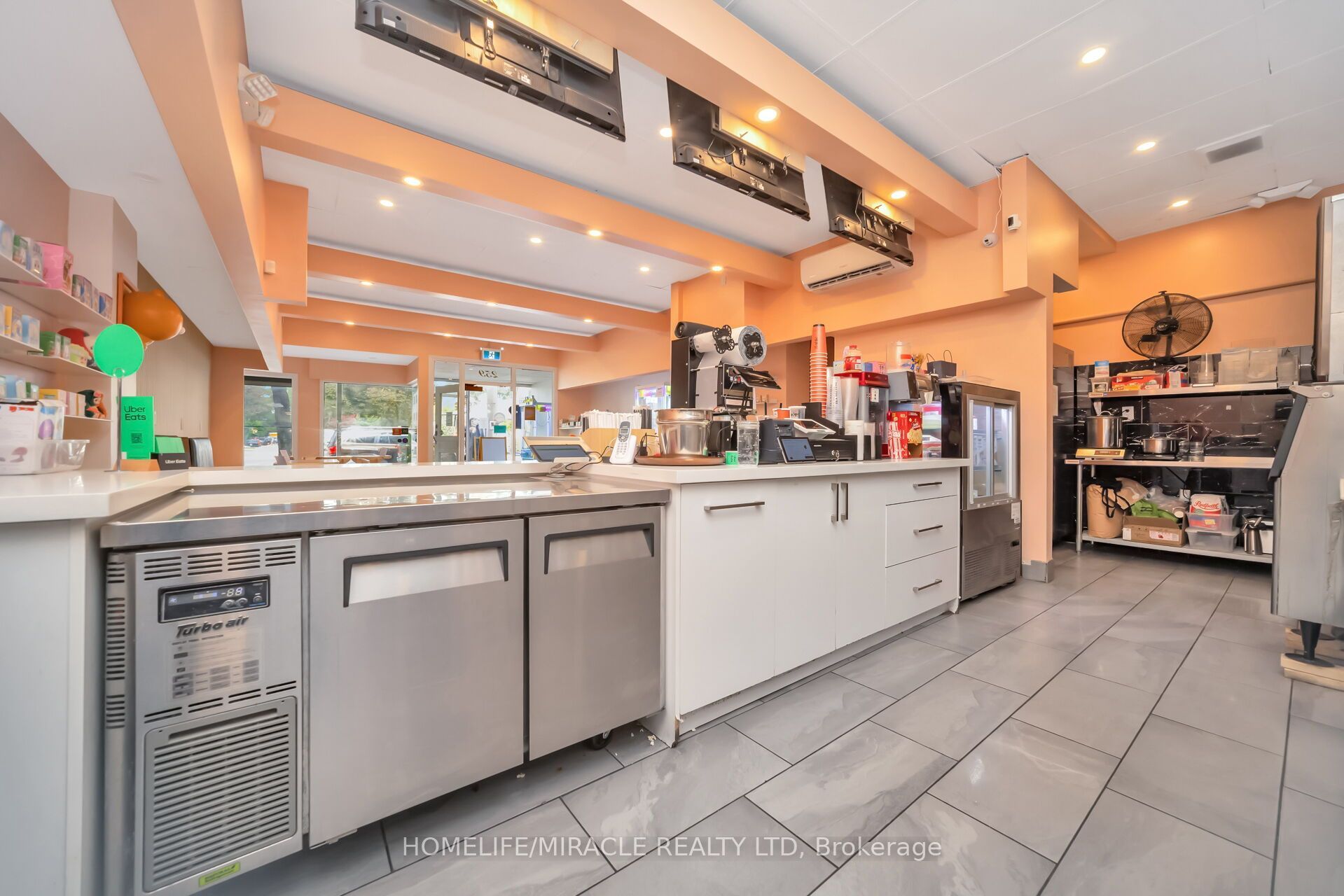 259 Lakeshore Road E Property Photo 22