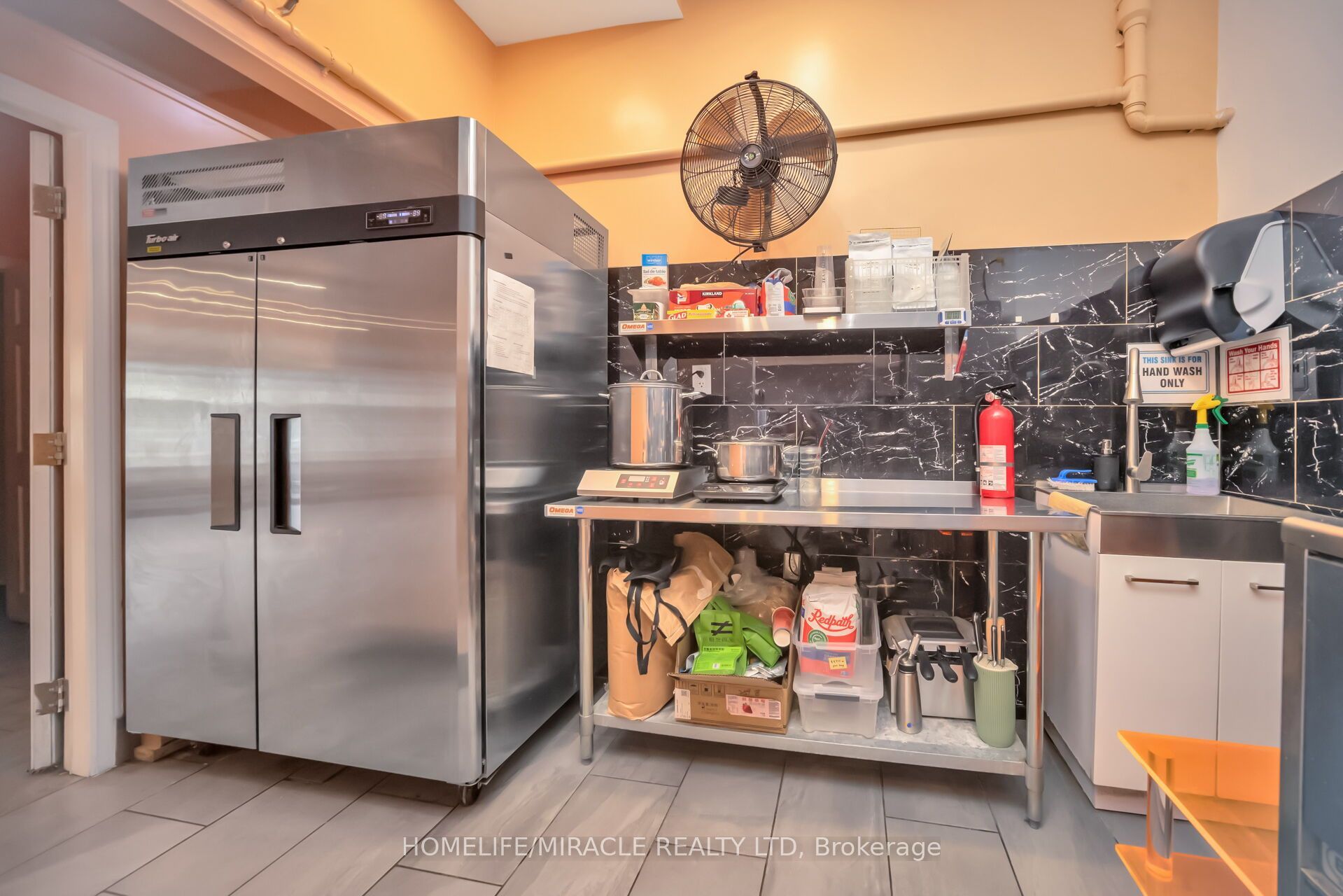 259 Lakeshore Road E Property Photo 24