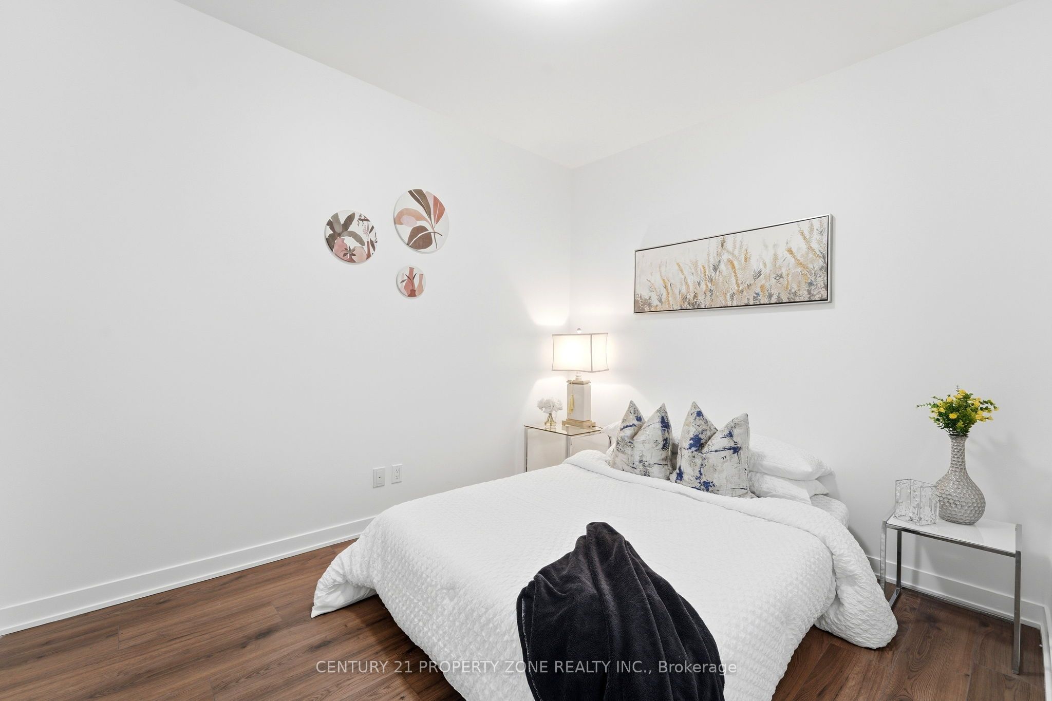 405 Dundas Street W 719 Property Photo 21