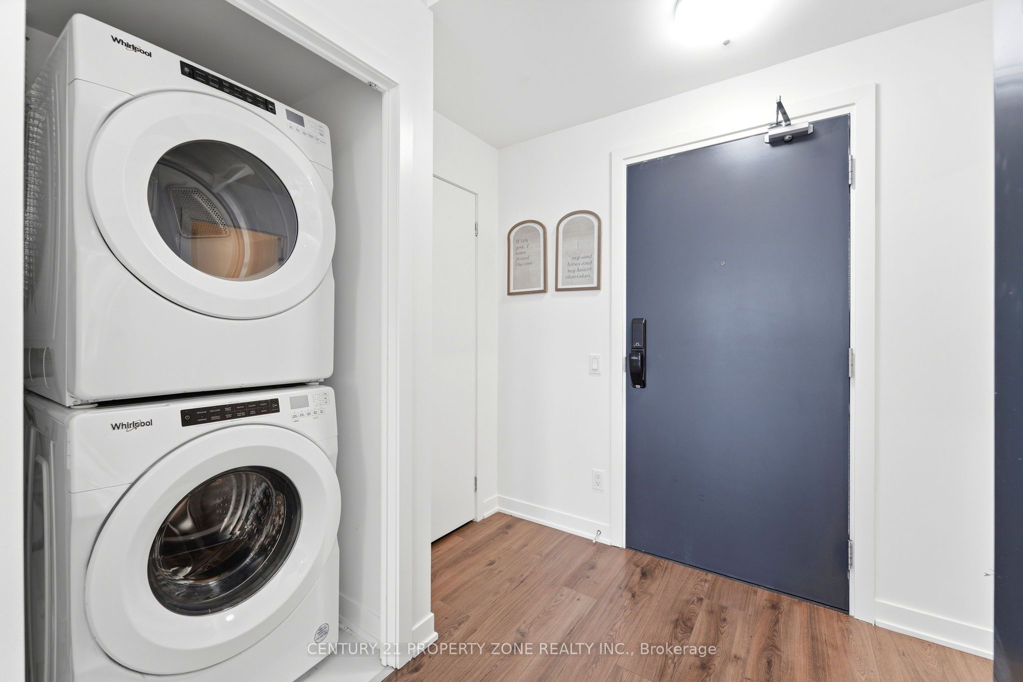 405 Dundas Street W 719 Property Photo 25