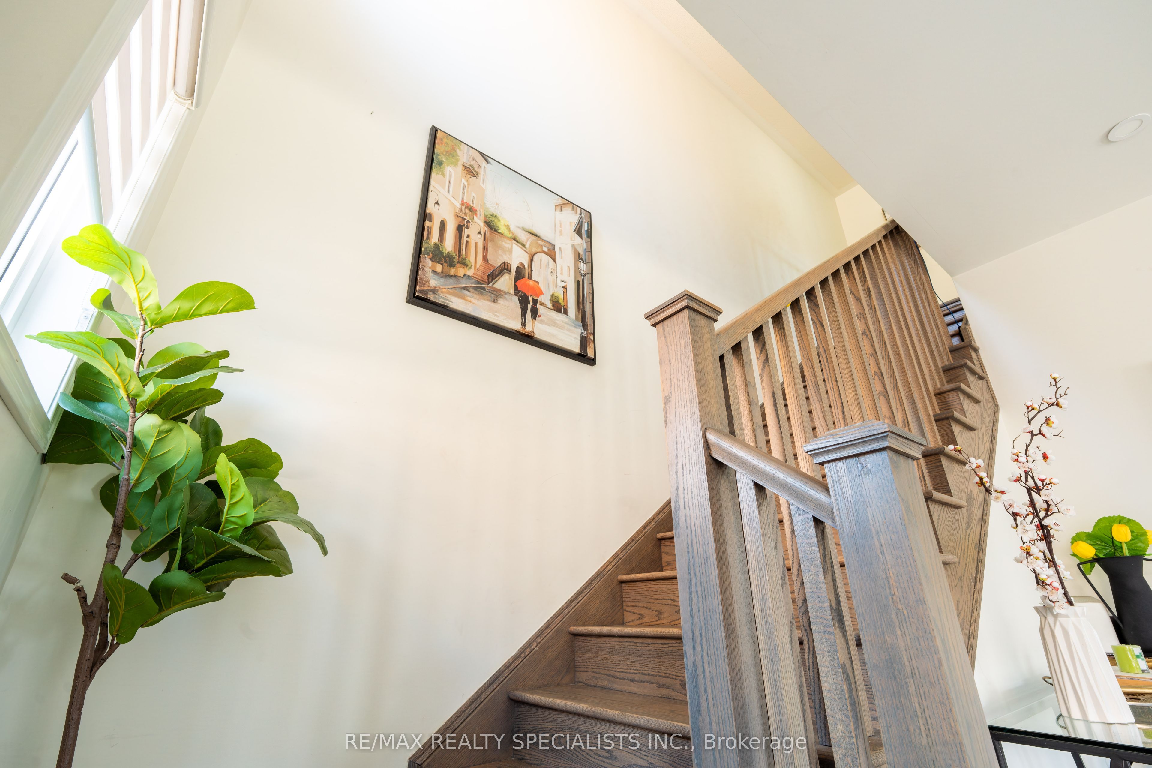 1 Boothill Drive Property Photo 13
