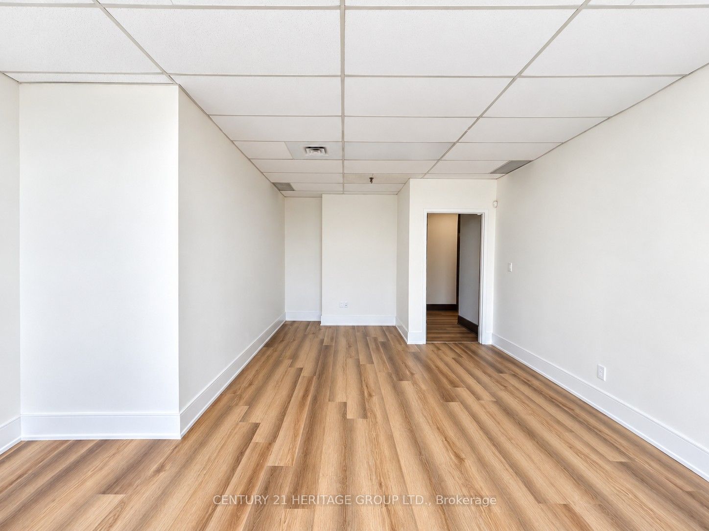 4544 Dufferin Street 207 Property Photo 8