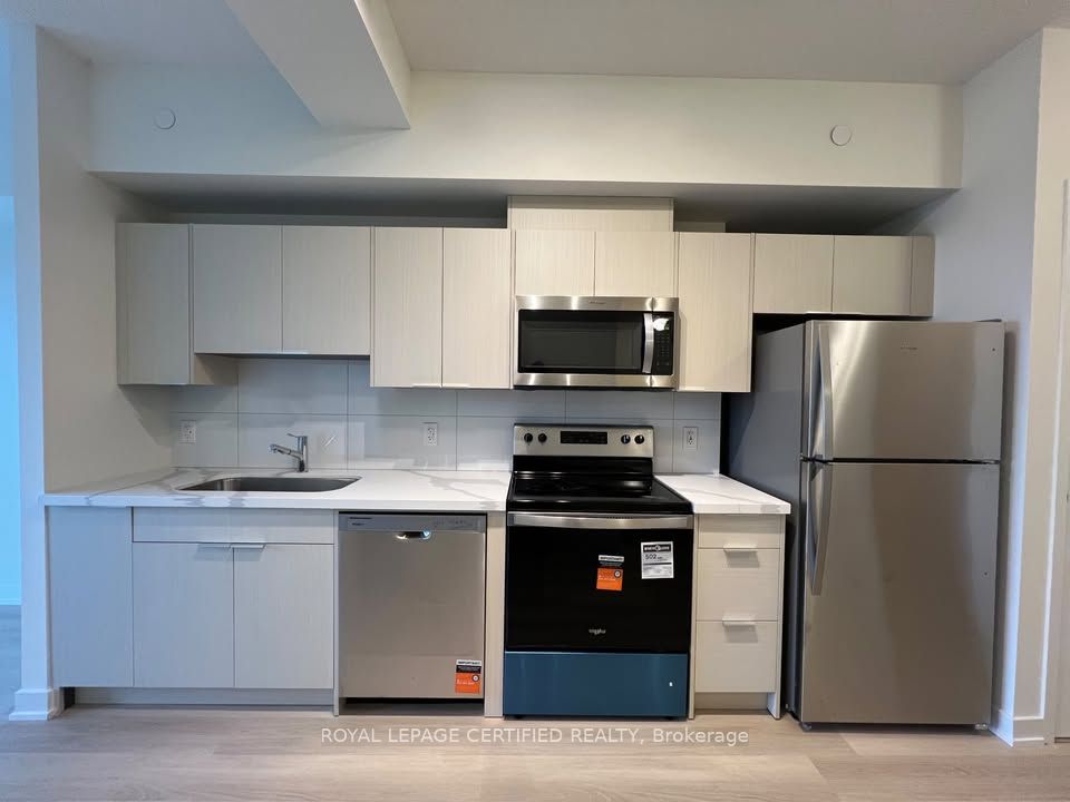 2825 Jane Street 818 Property Photo 8