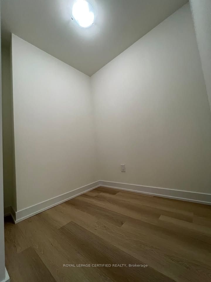 2825 Jane Street 818 Property Photo 17