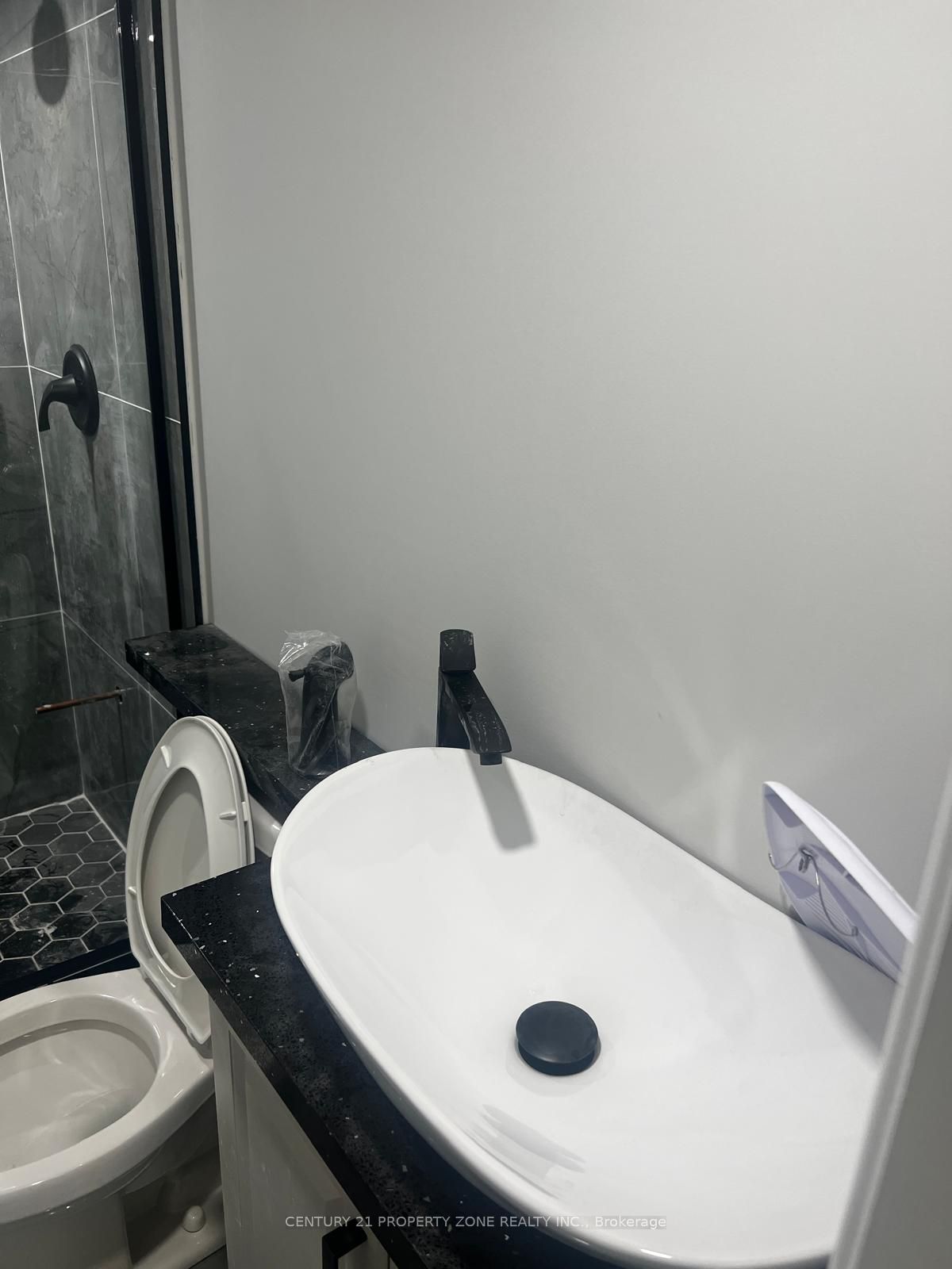 68 Merton Road Property Photo 8
