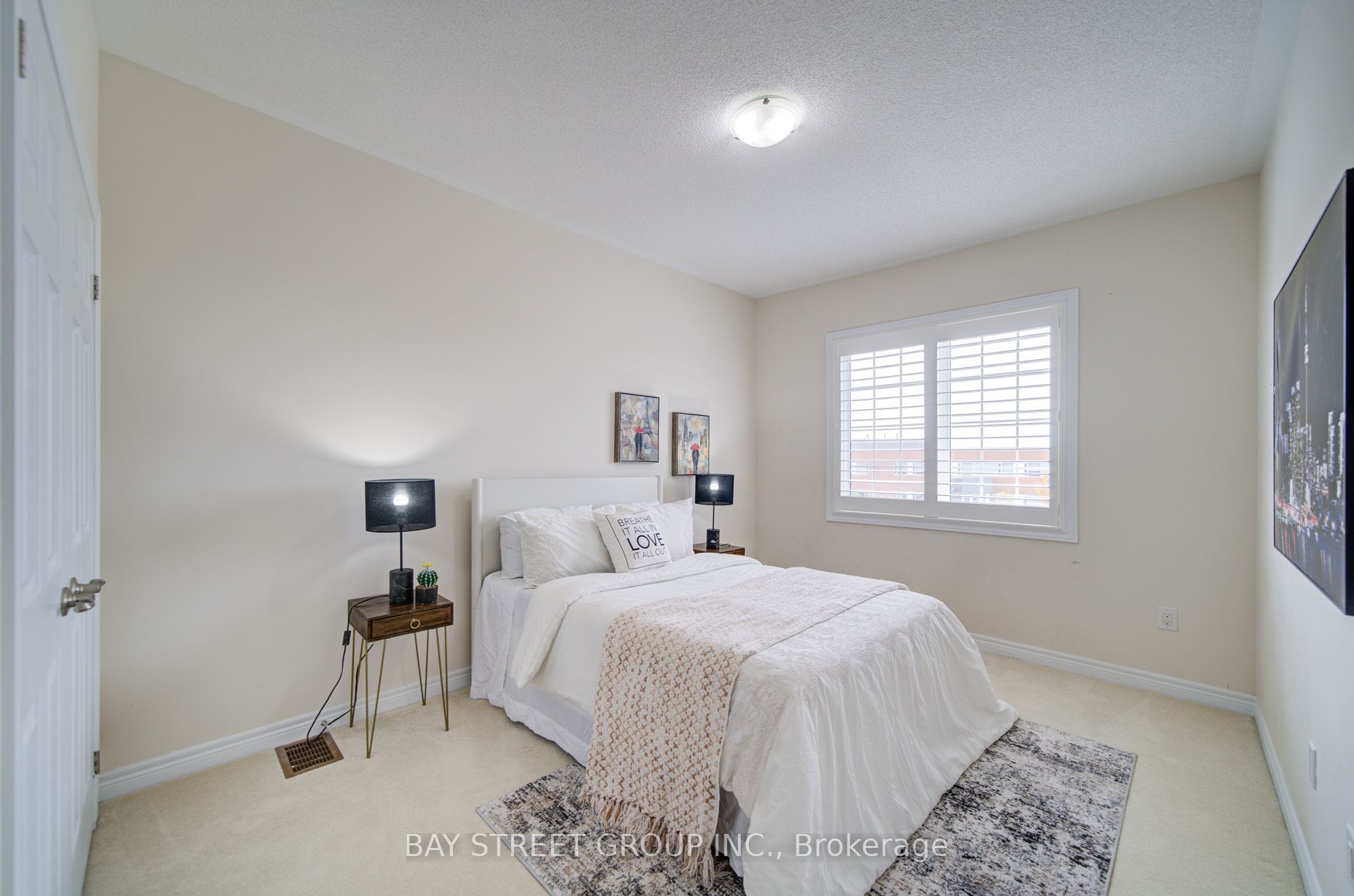 382 Begonia Gardens Property Photo 21