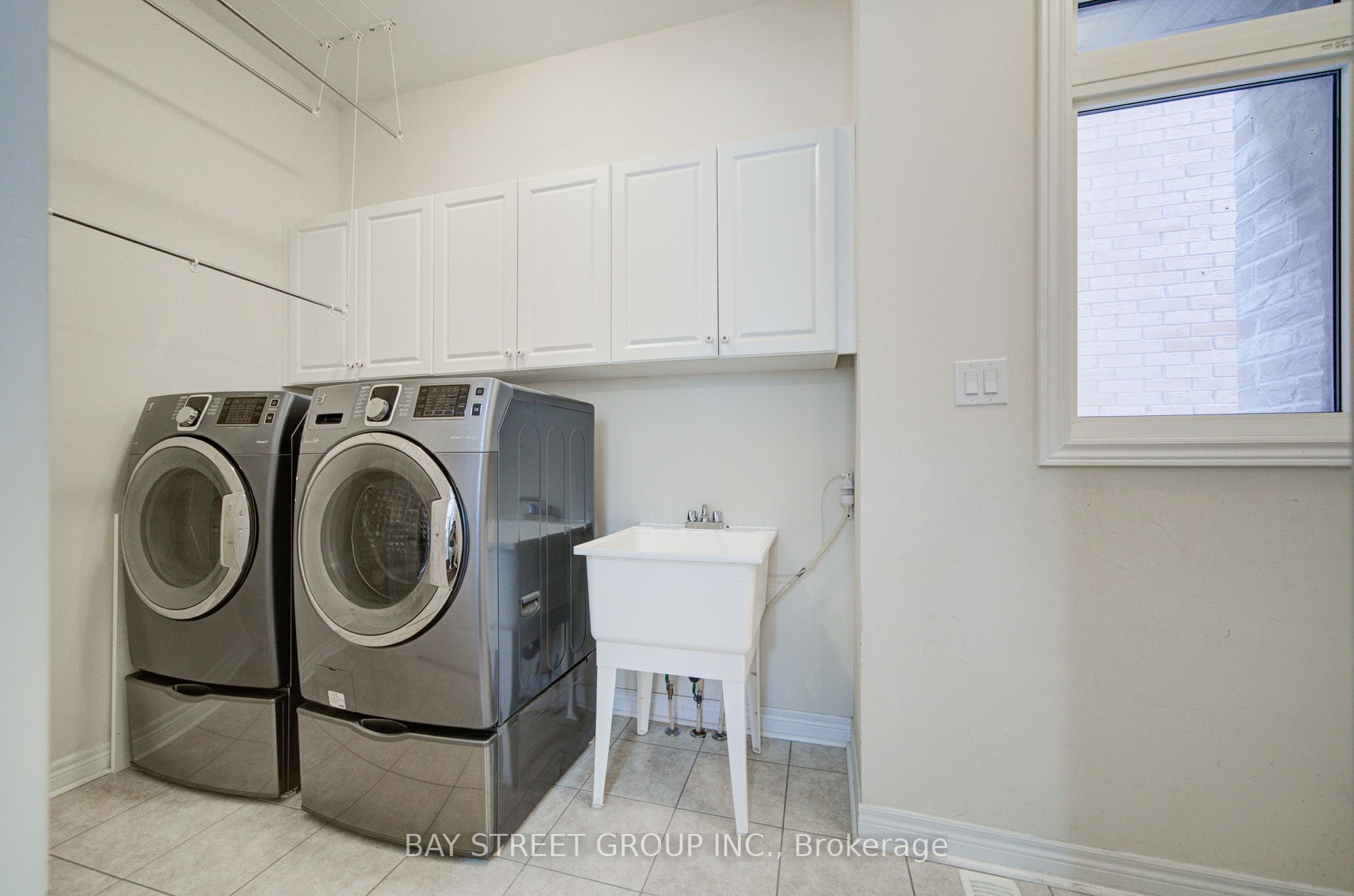 382 Begonia Gardens Property Photo 25