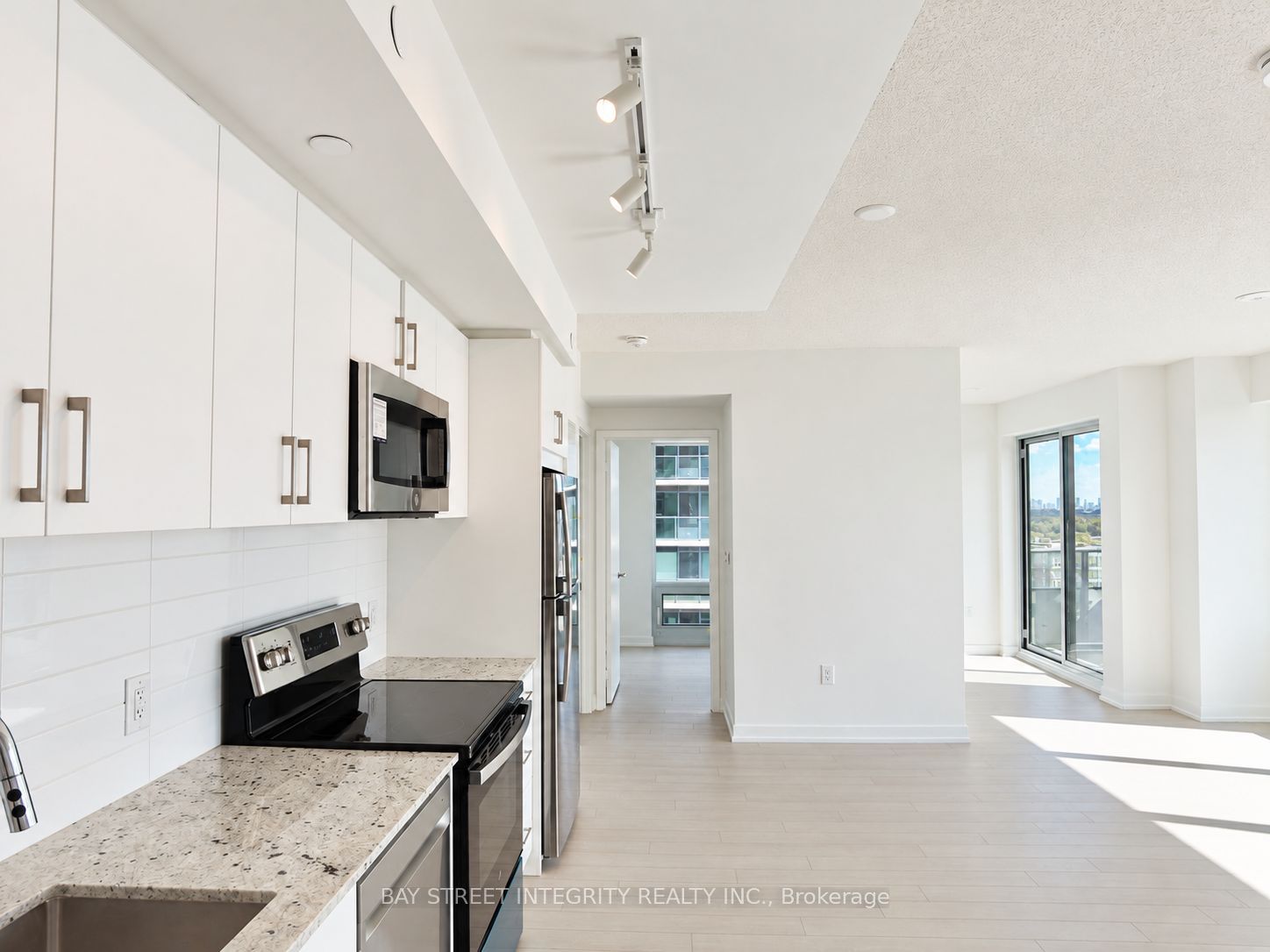 4010 Eglinton Avenue W 1108 Property Photo 3