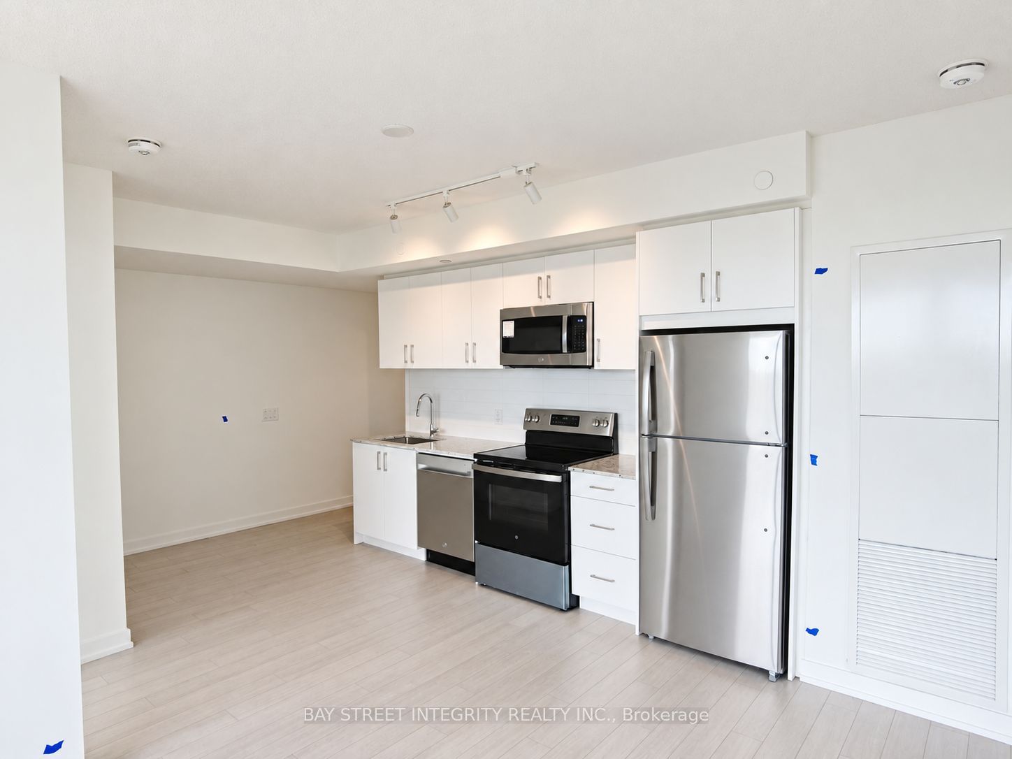 4010 Eglinton Avenue W 1108 Property Photo 4