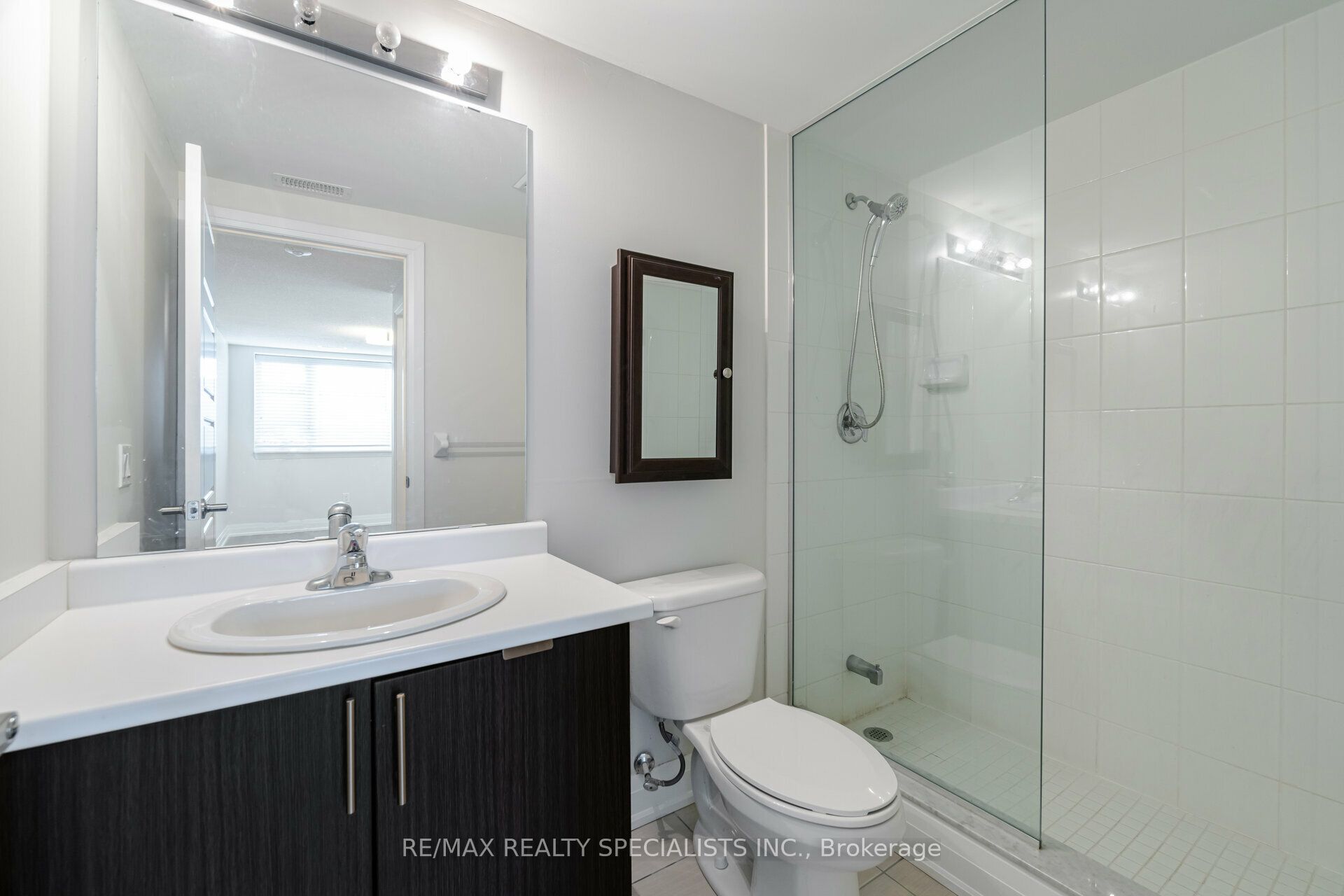 1208 Main Street E 103 Property Photo 13