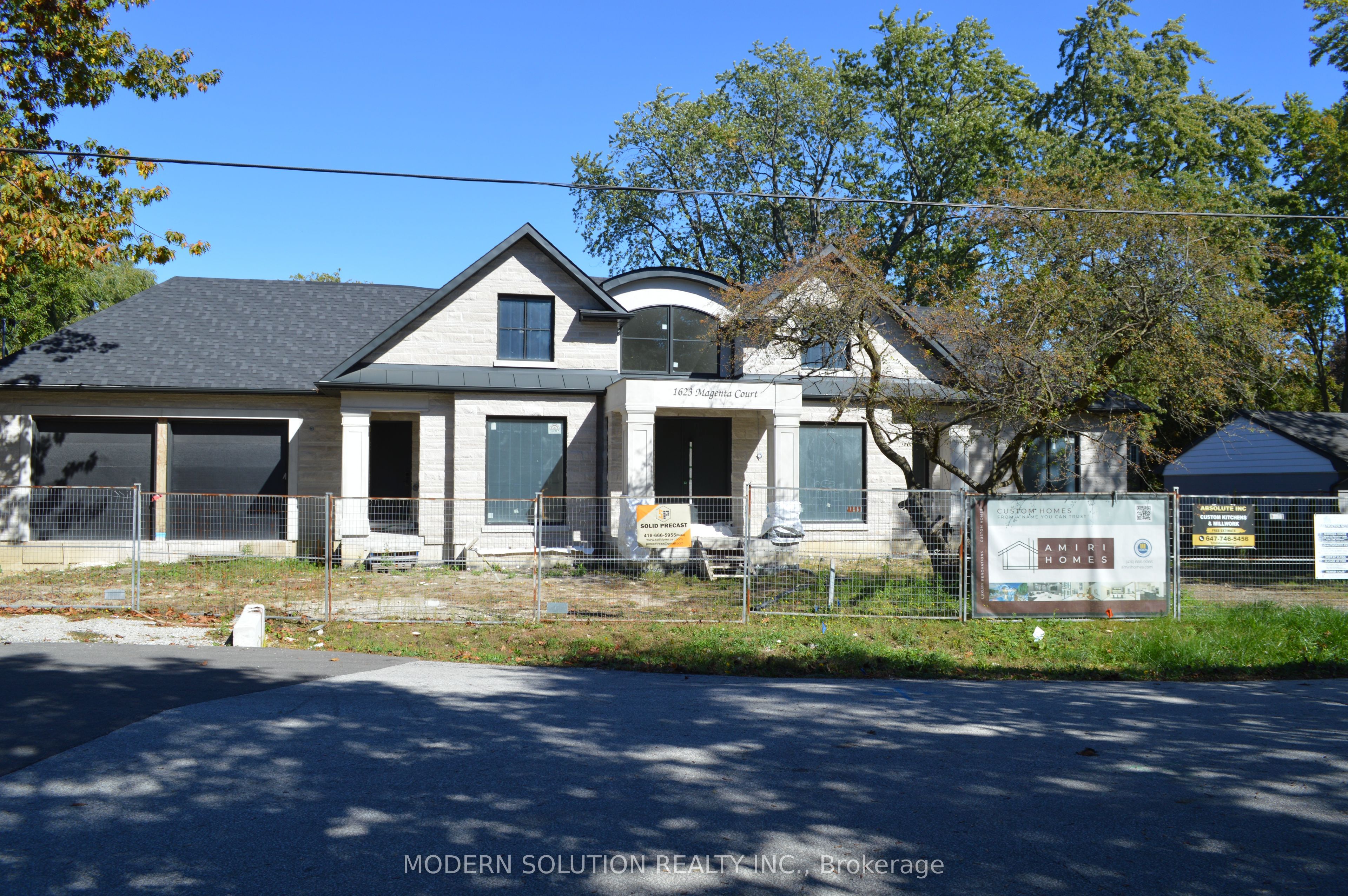 1623 Magenta Court Property Photo 2