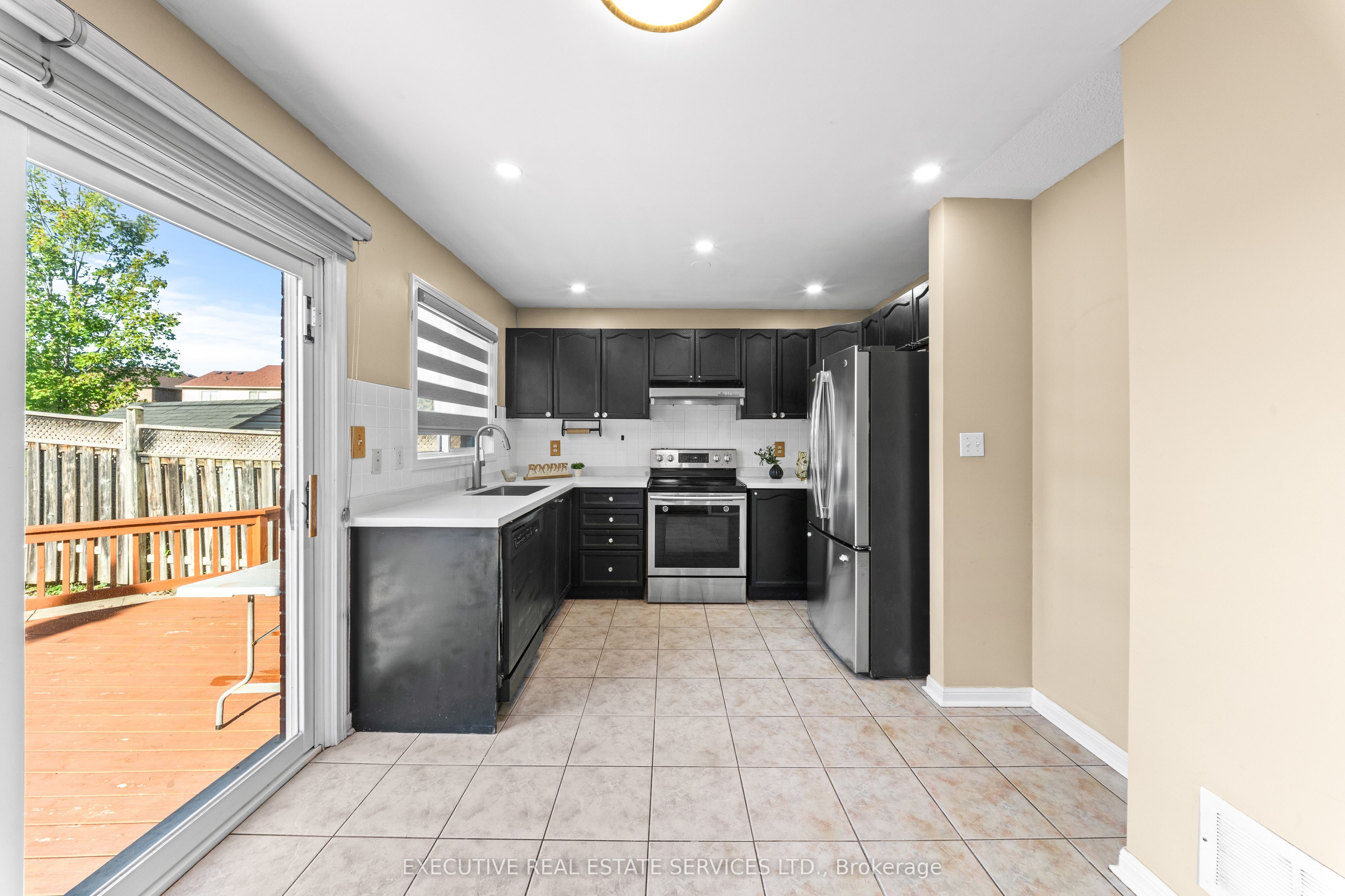 34 Worthington Avenue Property Photo 21
