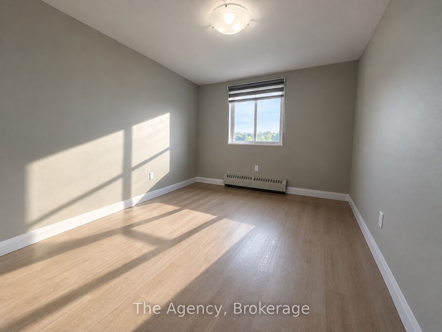 45 Paisley Boulevard W 609 Property Photo 11