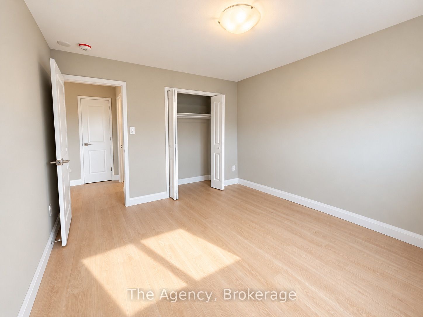 45 Paisley Boulevard W 808 Property Photo 10