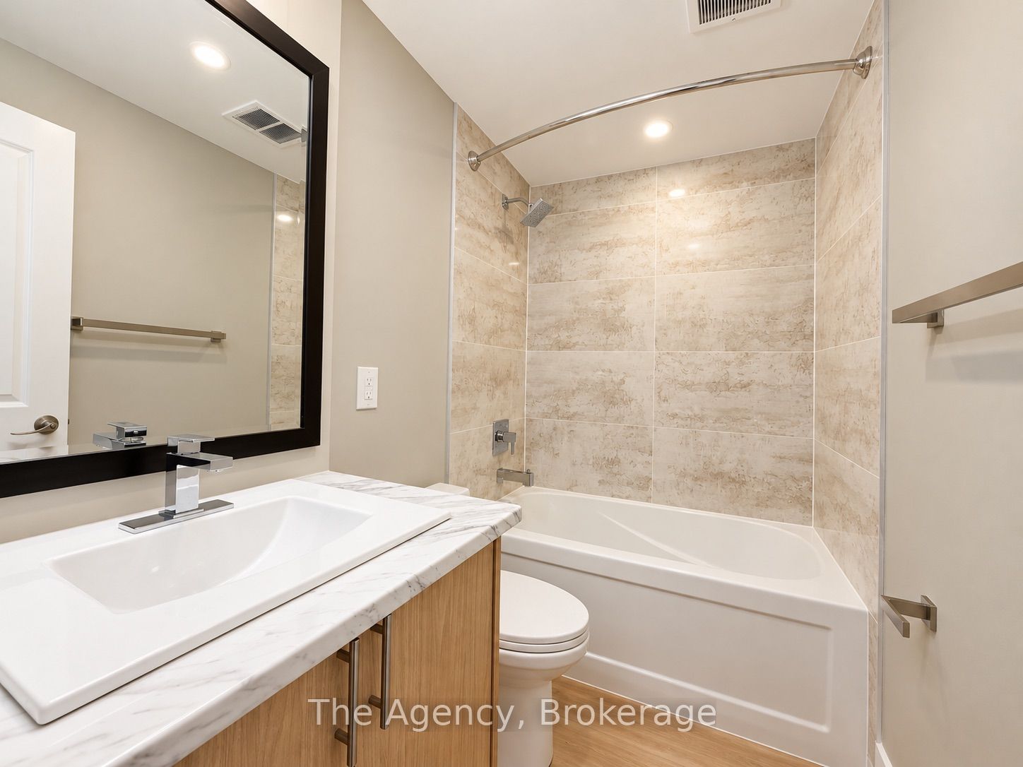 45 Paisley Boulevard W 808 Property Photo 11