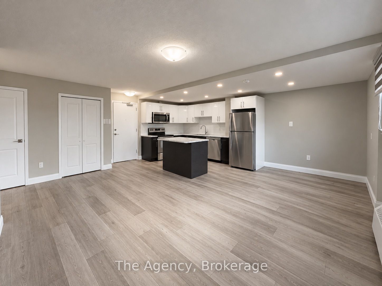 45 Paisley Boulevard W 504 Property Photo 8
