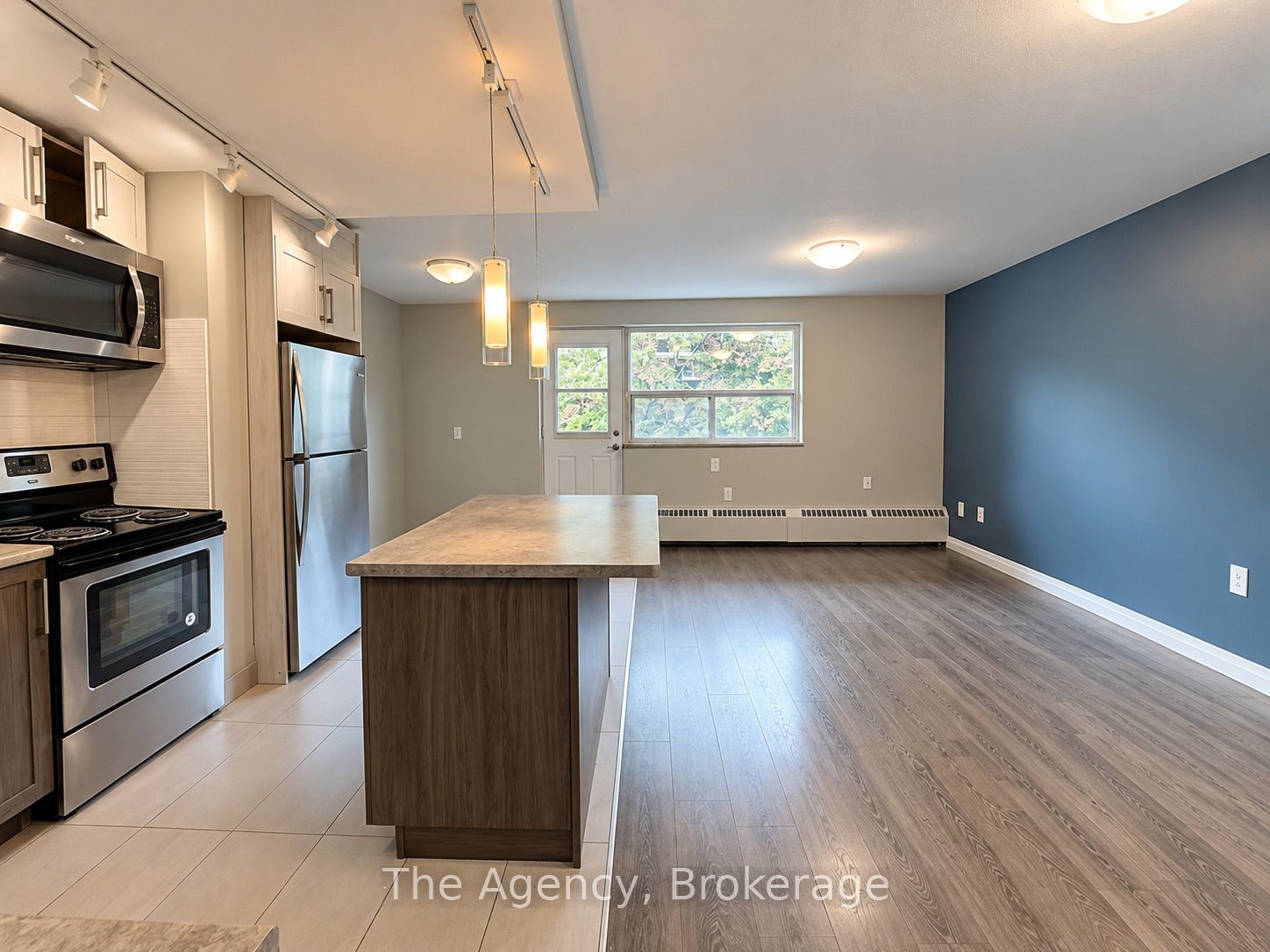 45 Paisley Boulevard W 304 Property Photo 6