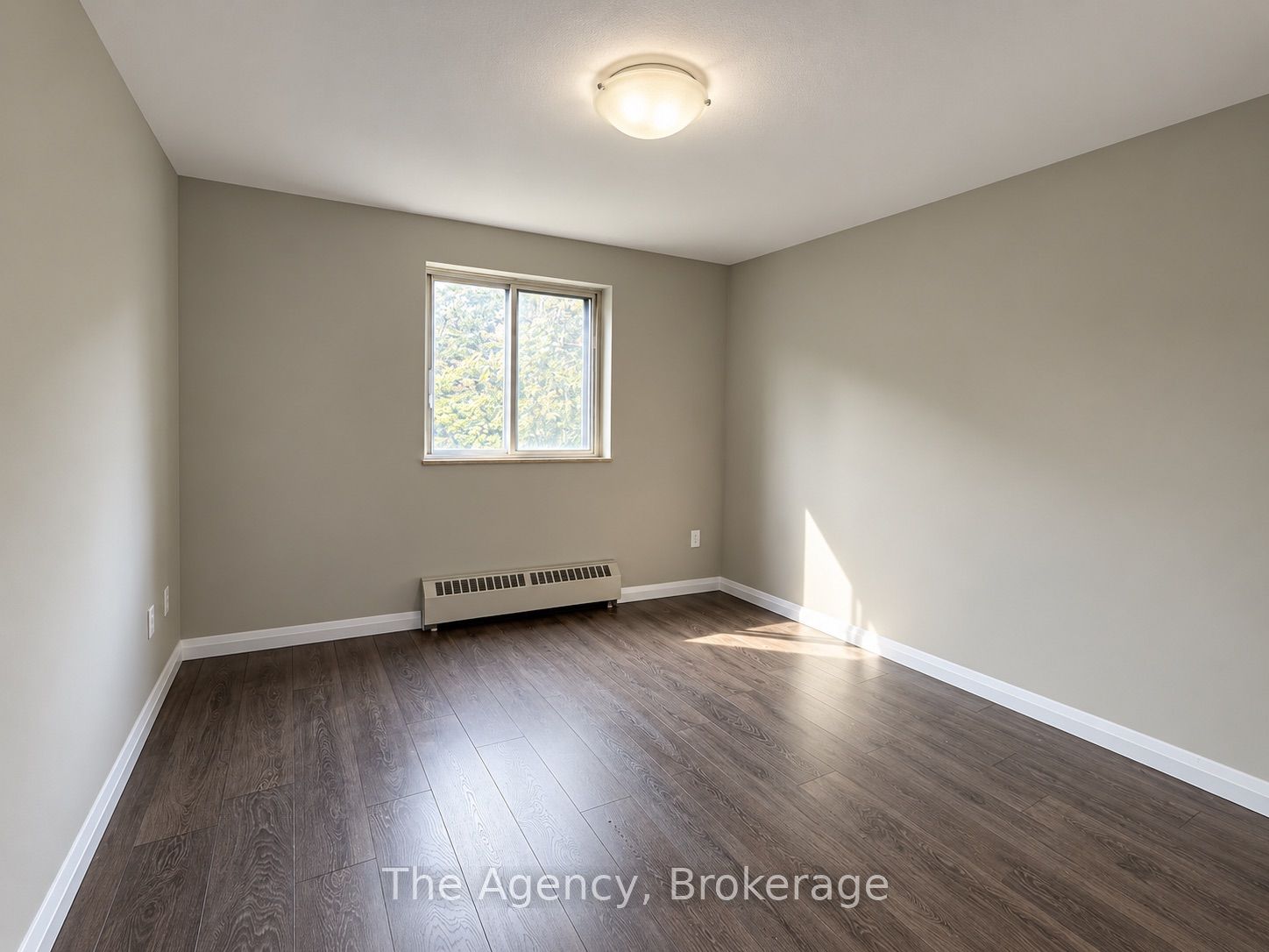 45 Paisley Boulevard W 304 Property Photo 9
