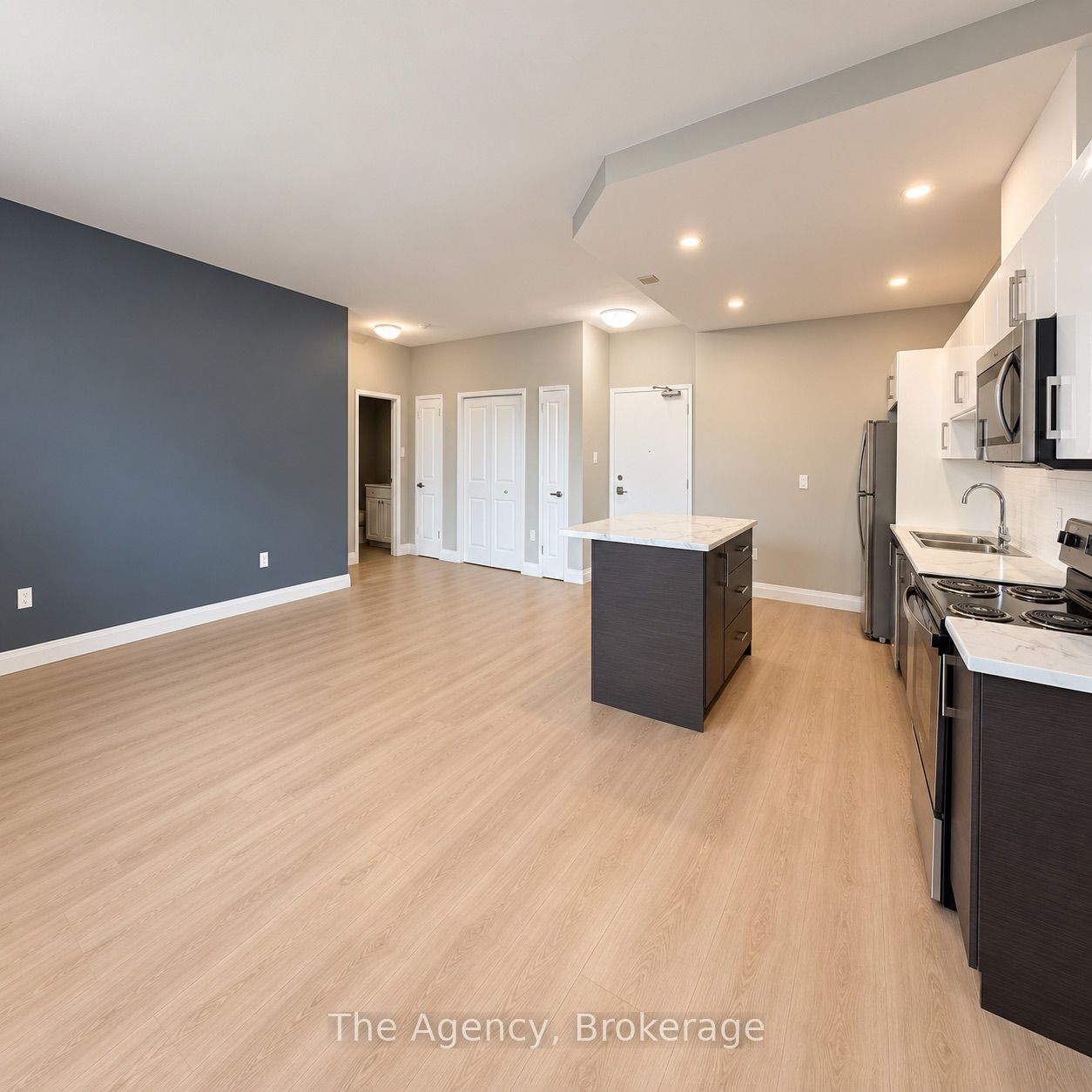 45 Paisley Boulevard W 102 Property Photo 8