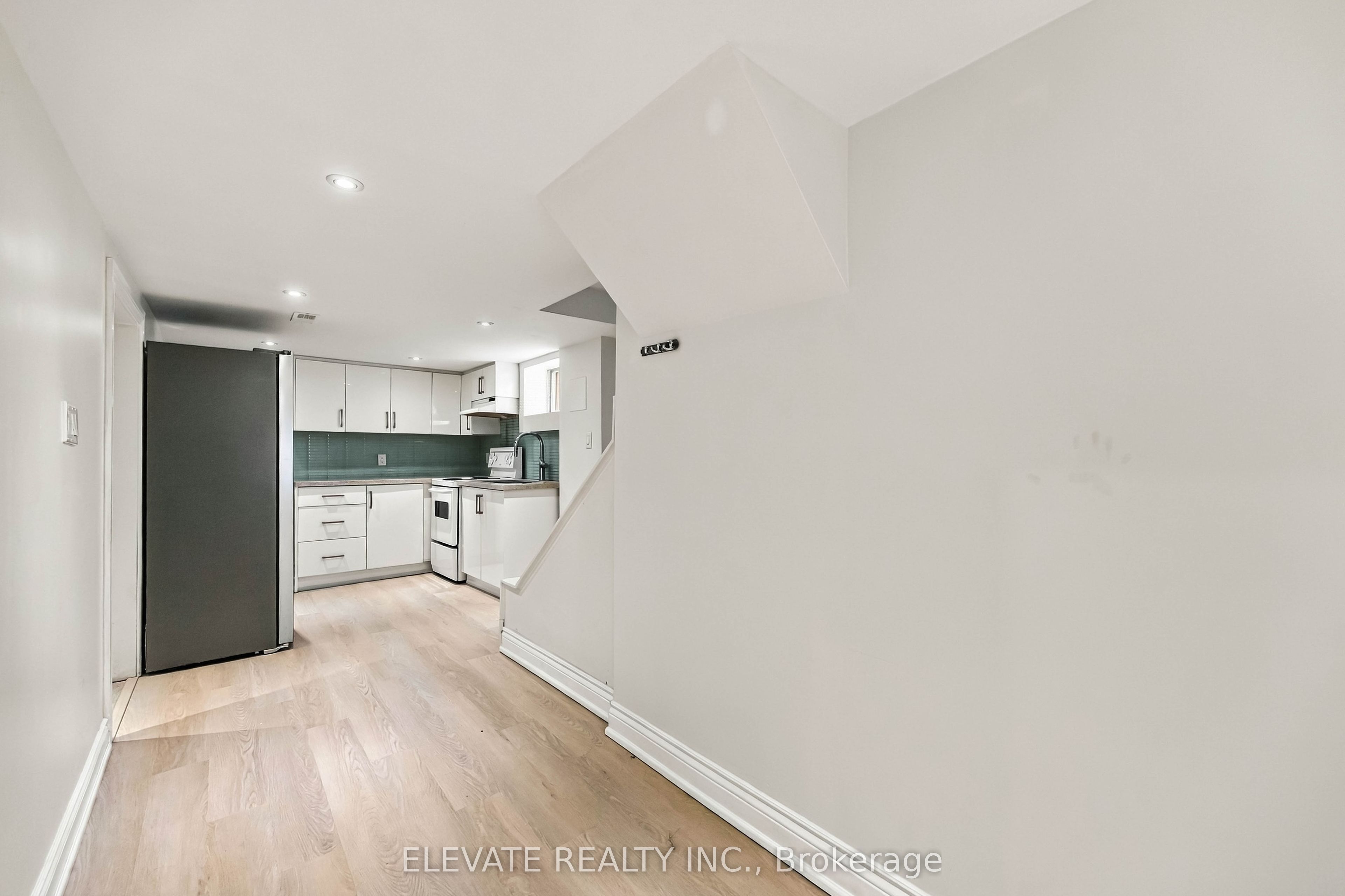 66 Hartley Avenue Bsmt Property Photo 3