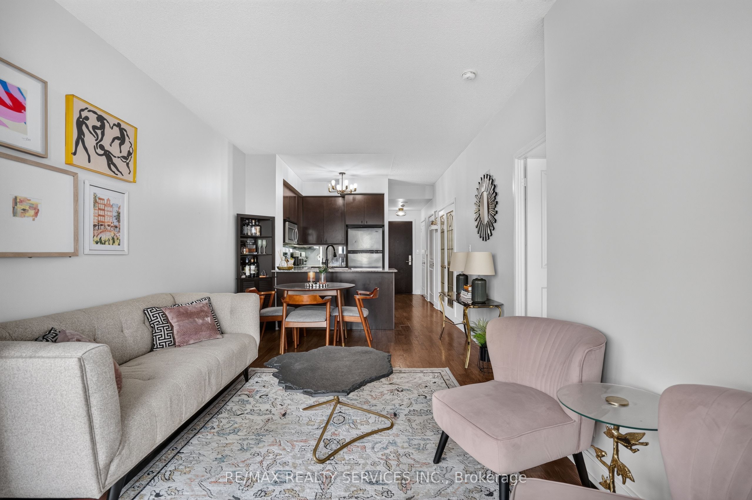 60 Absolute Avenue 4403 Property Photo 12