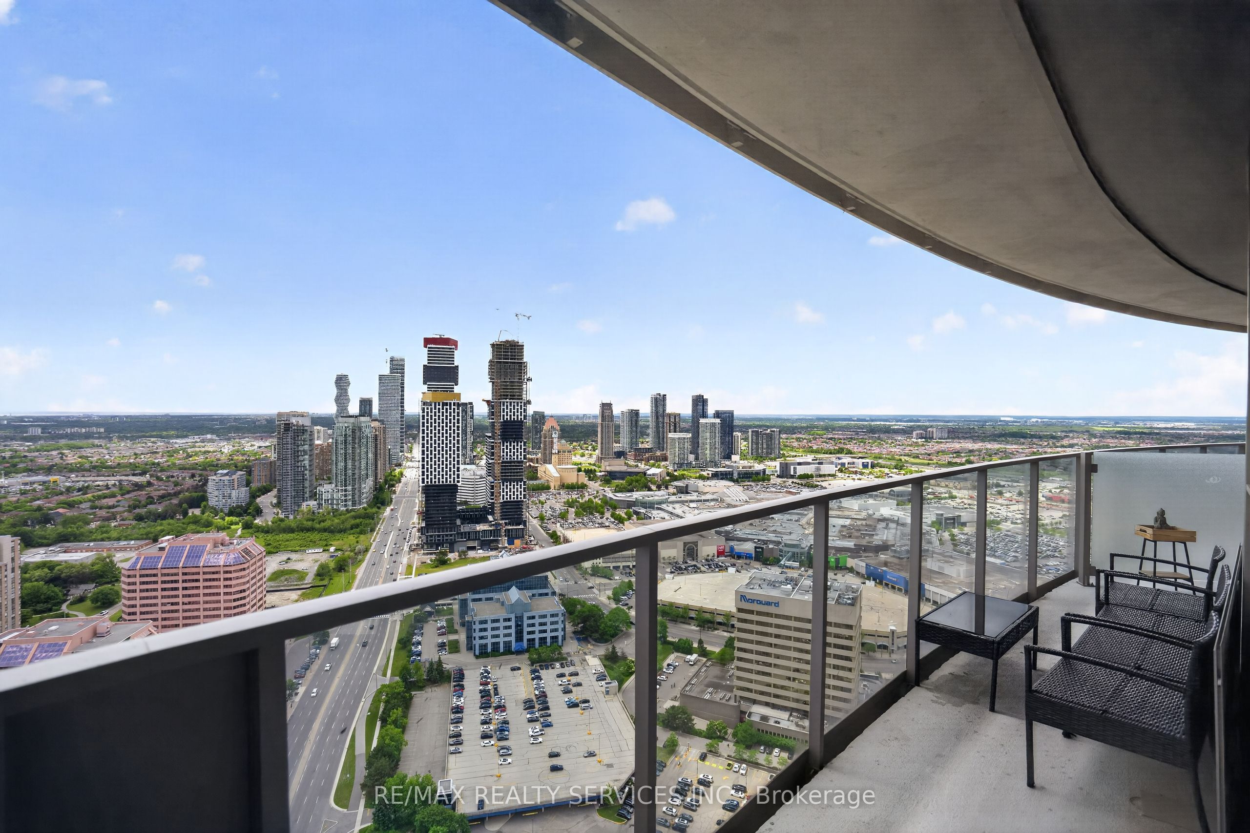 60 Absolute Avenue 4403 Property Photo 19