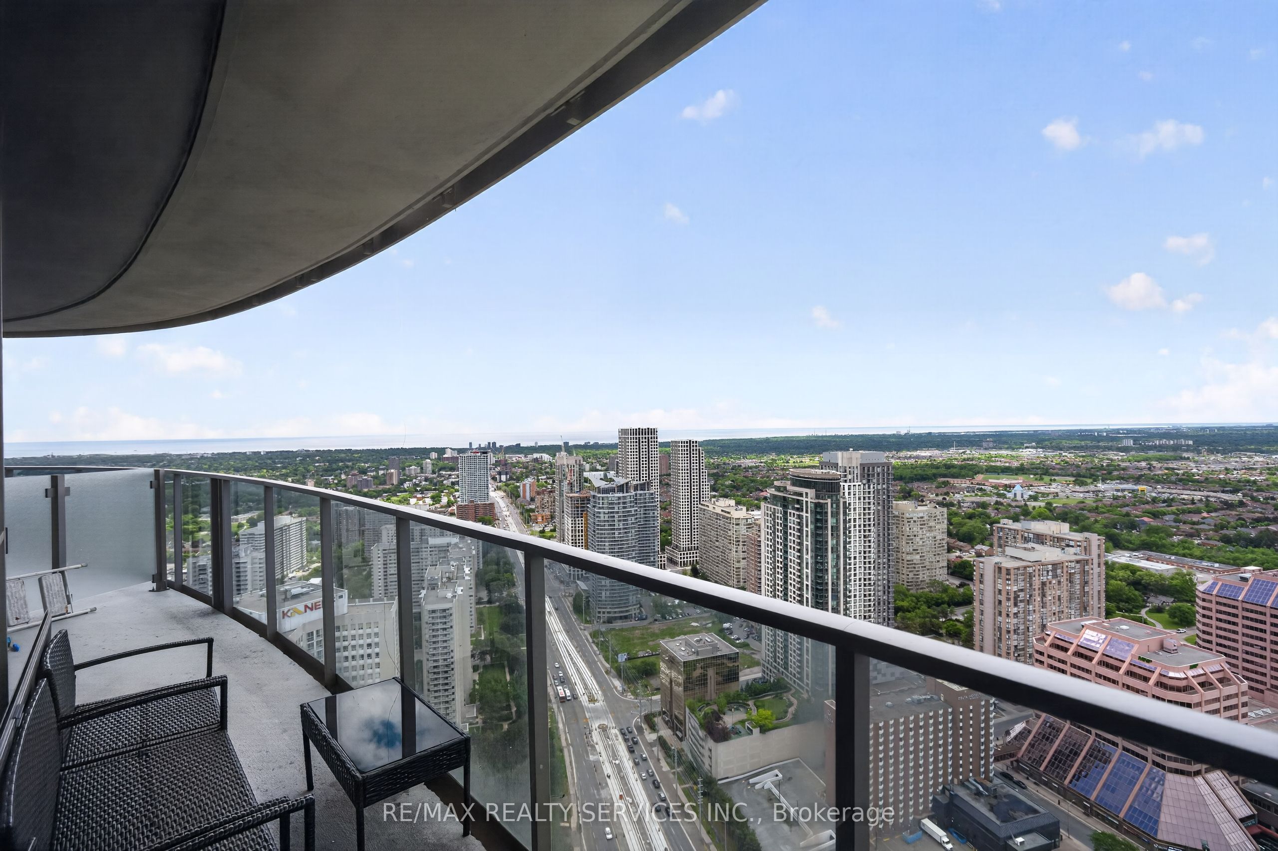 60 Absolute Avenue 4403 Property Photo 35
