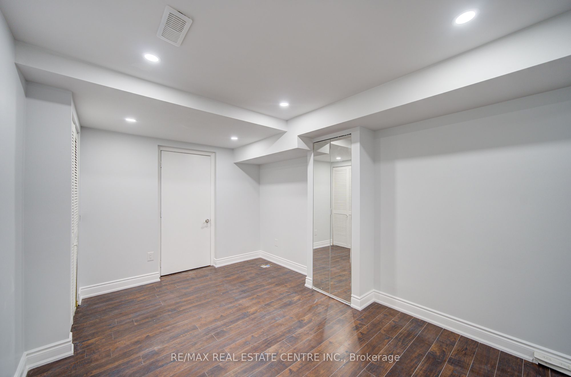 23 Gamson Crescent Bsmt Property Photo 22