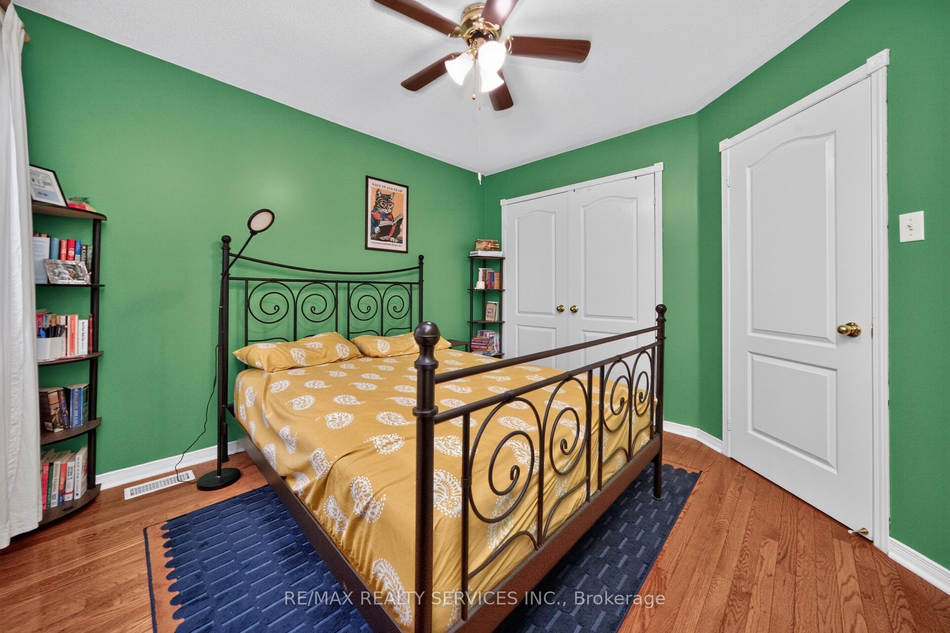 26 Peachleaf Crescent S Property Photo 30