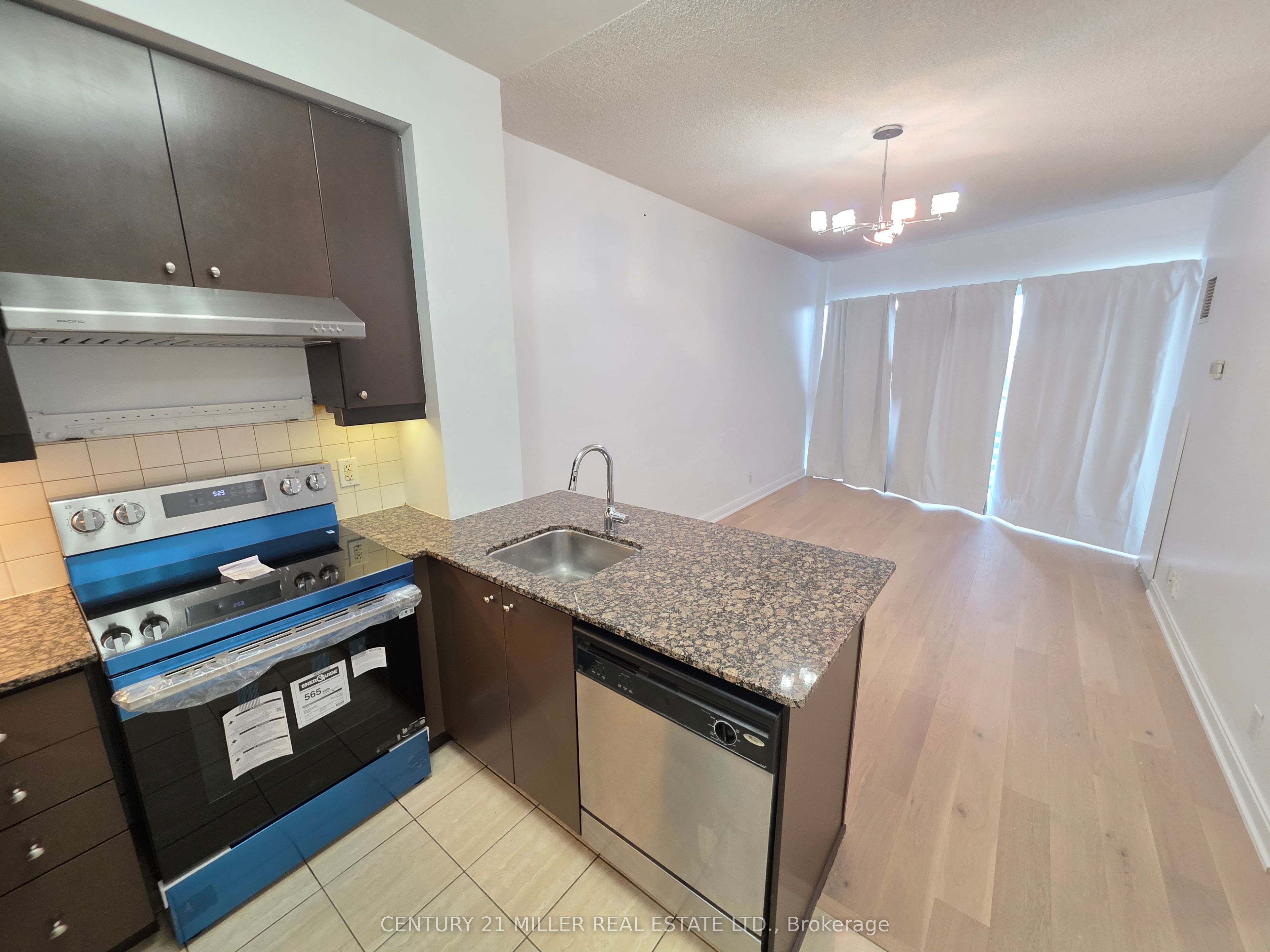 60 Absolute Avenue 2605 Property Photo 9