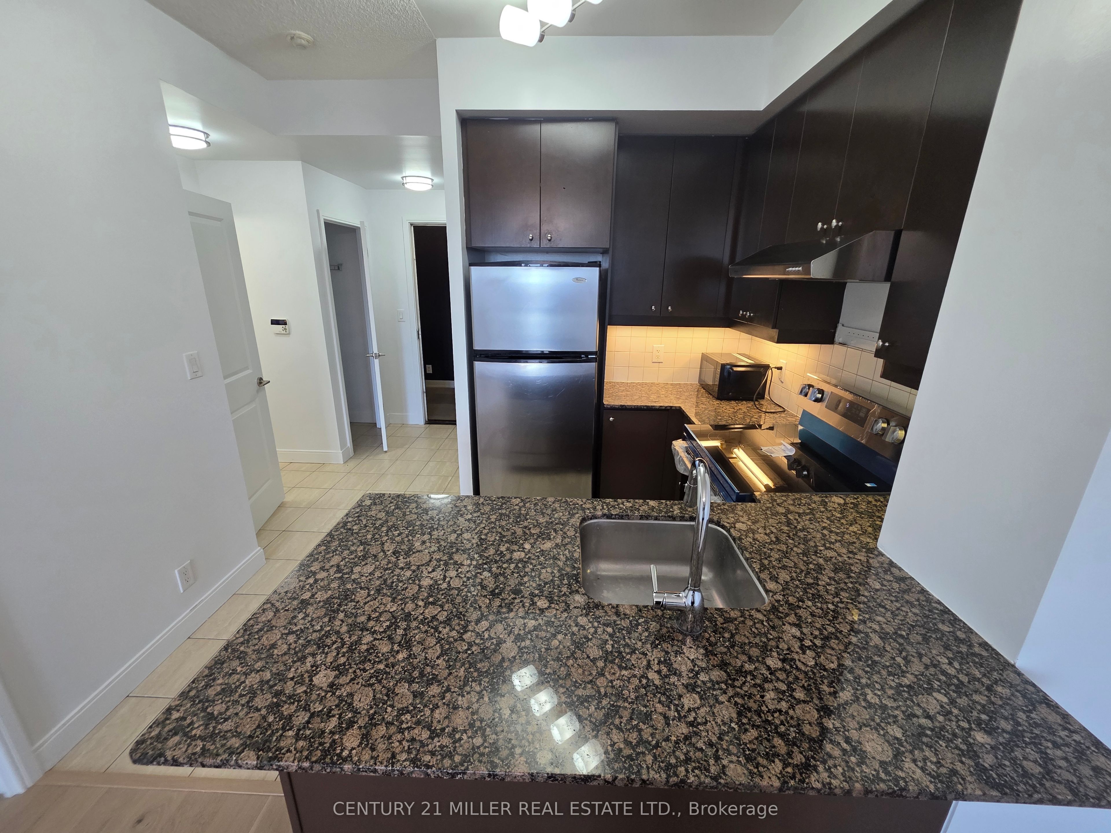 60 Absolute Avenue 2605 Property Photo 19
