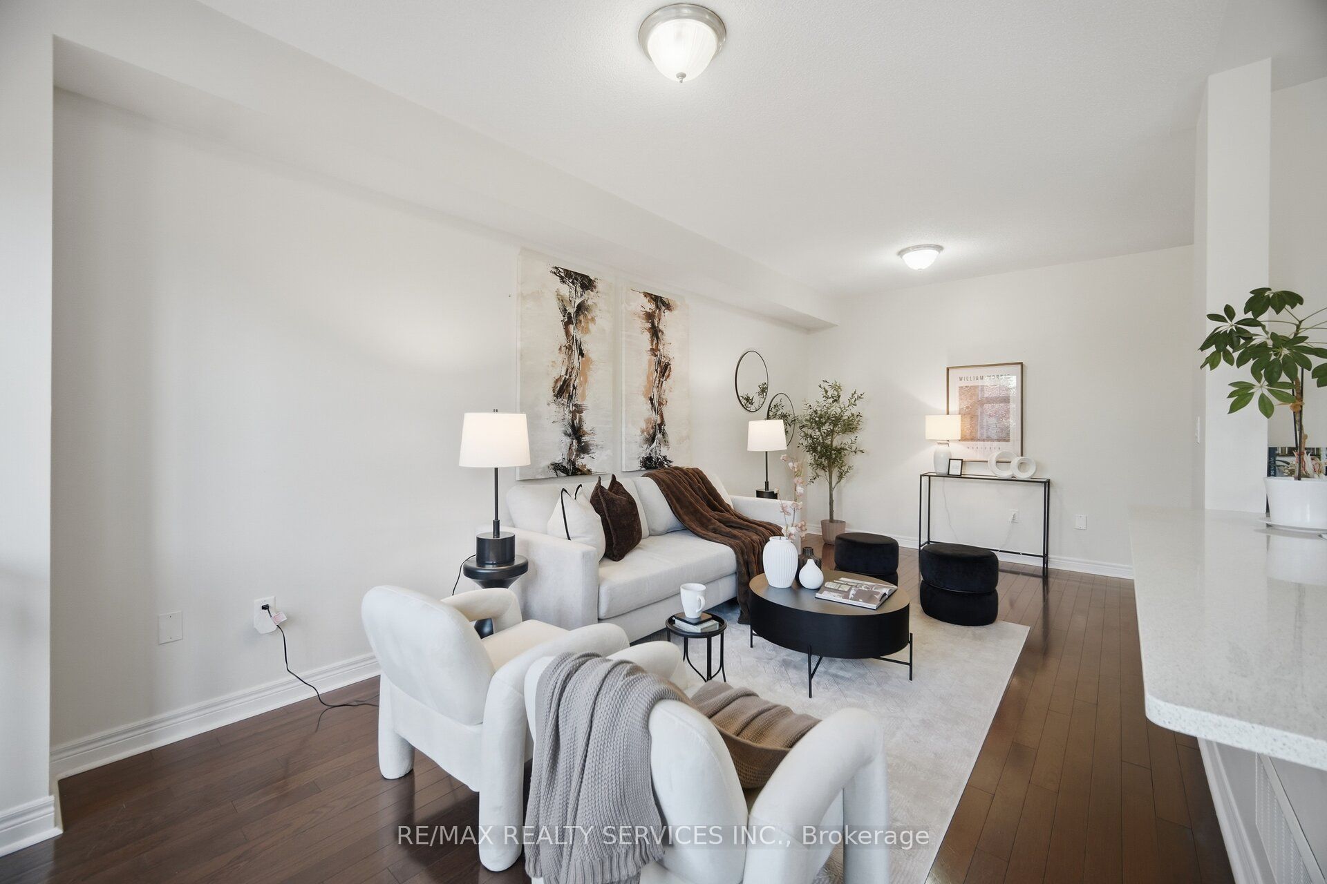 9 Aspenview Avenue Property Photo 13