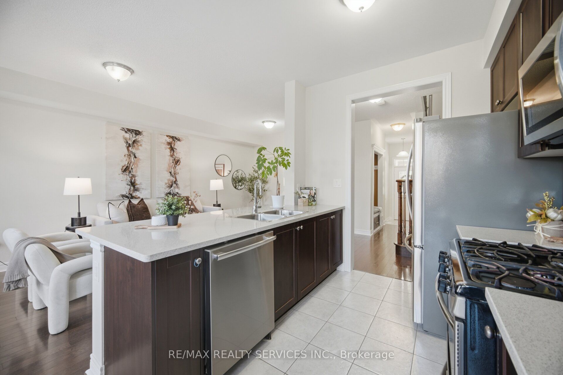 9 Aspenview Avenue Property Photo 16