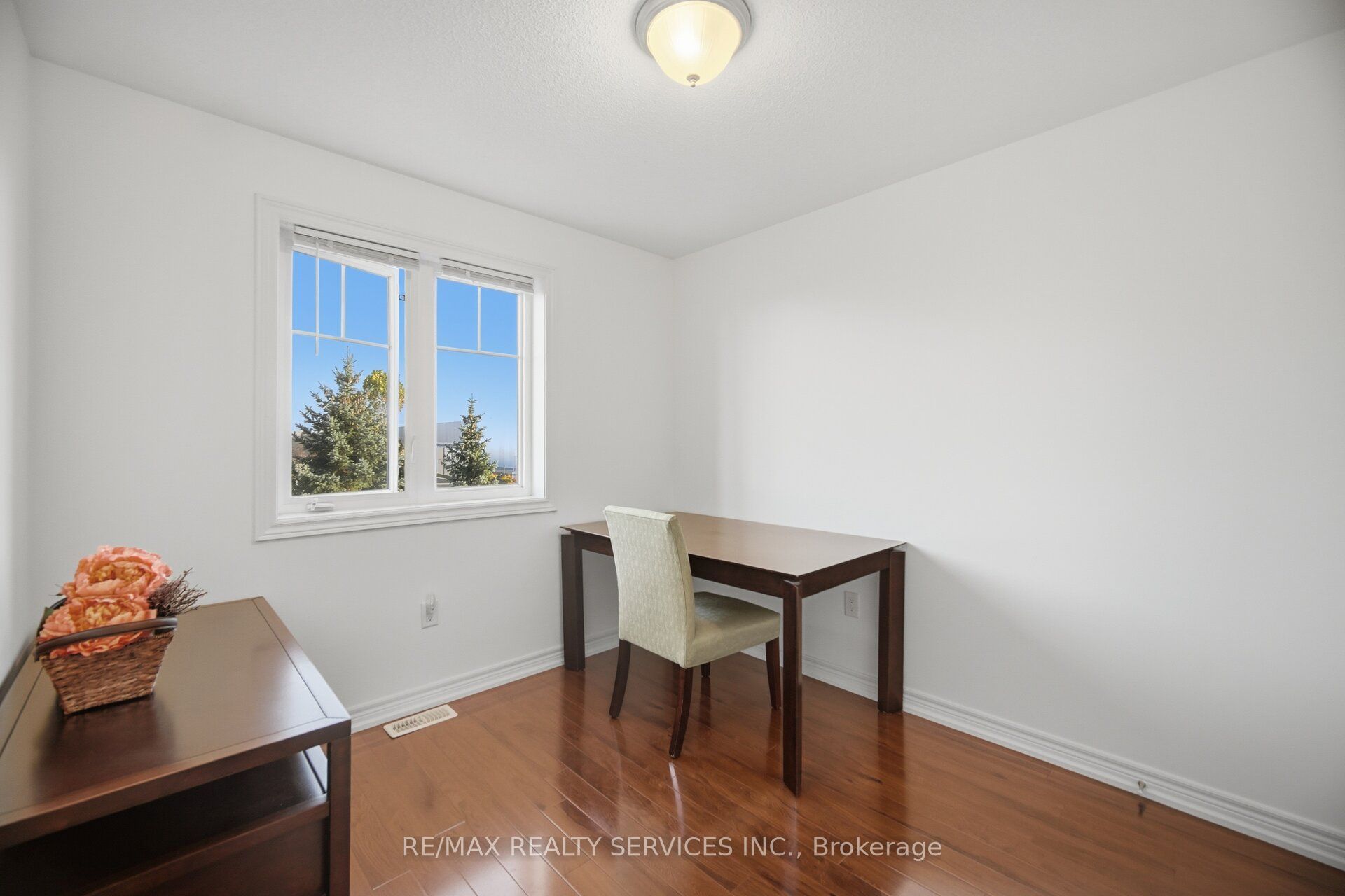 9 Aspenview Avenue Property Photo 32