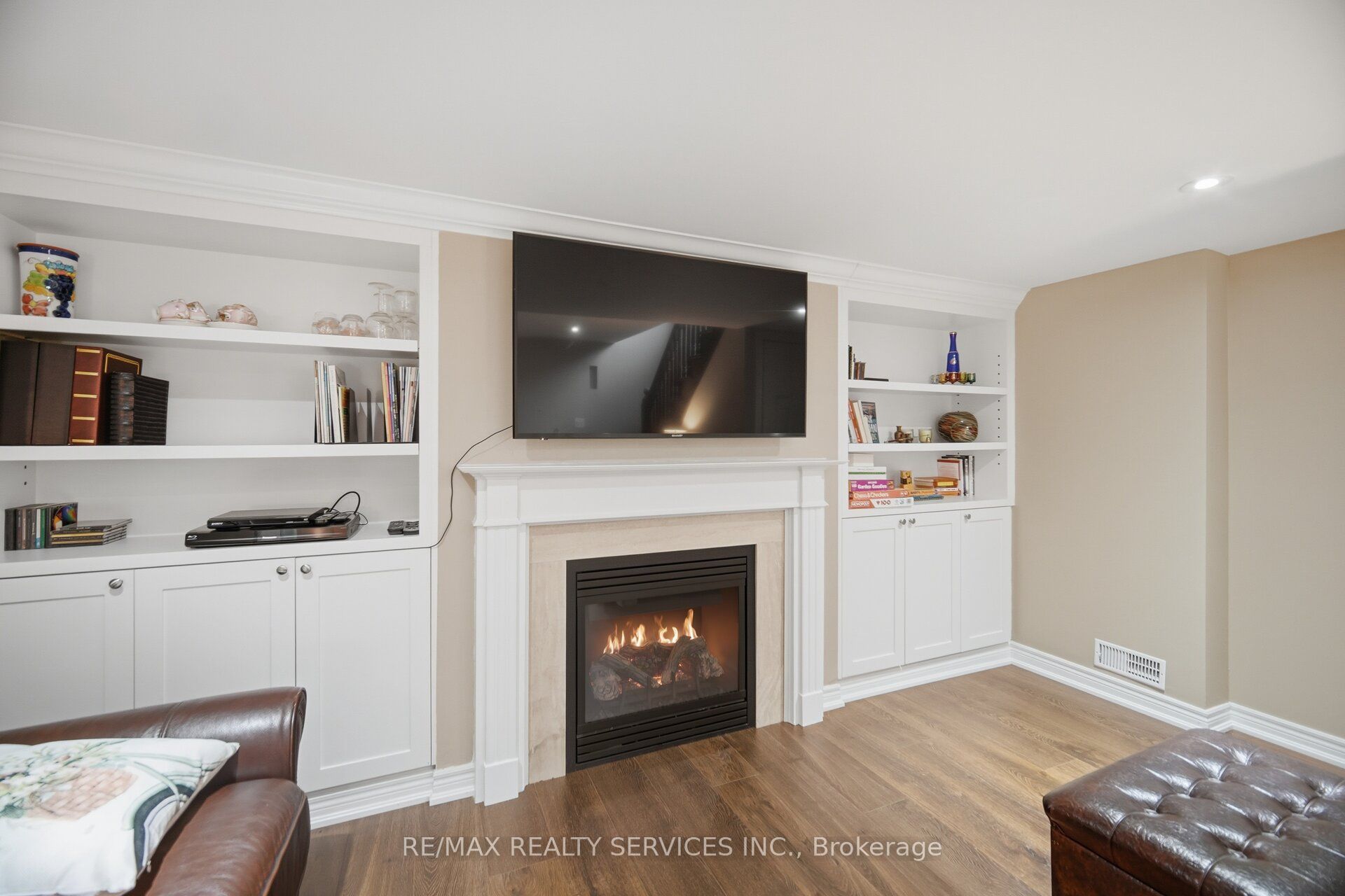 9 Aspenview Avenue Property Photo 37