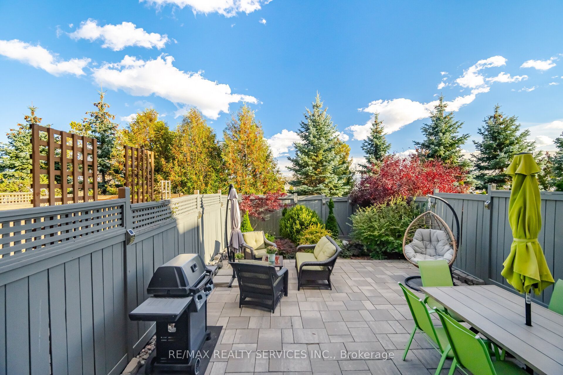 9 Aspenview Avenue Property Photo 40