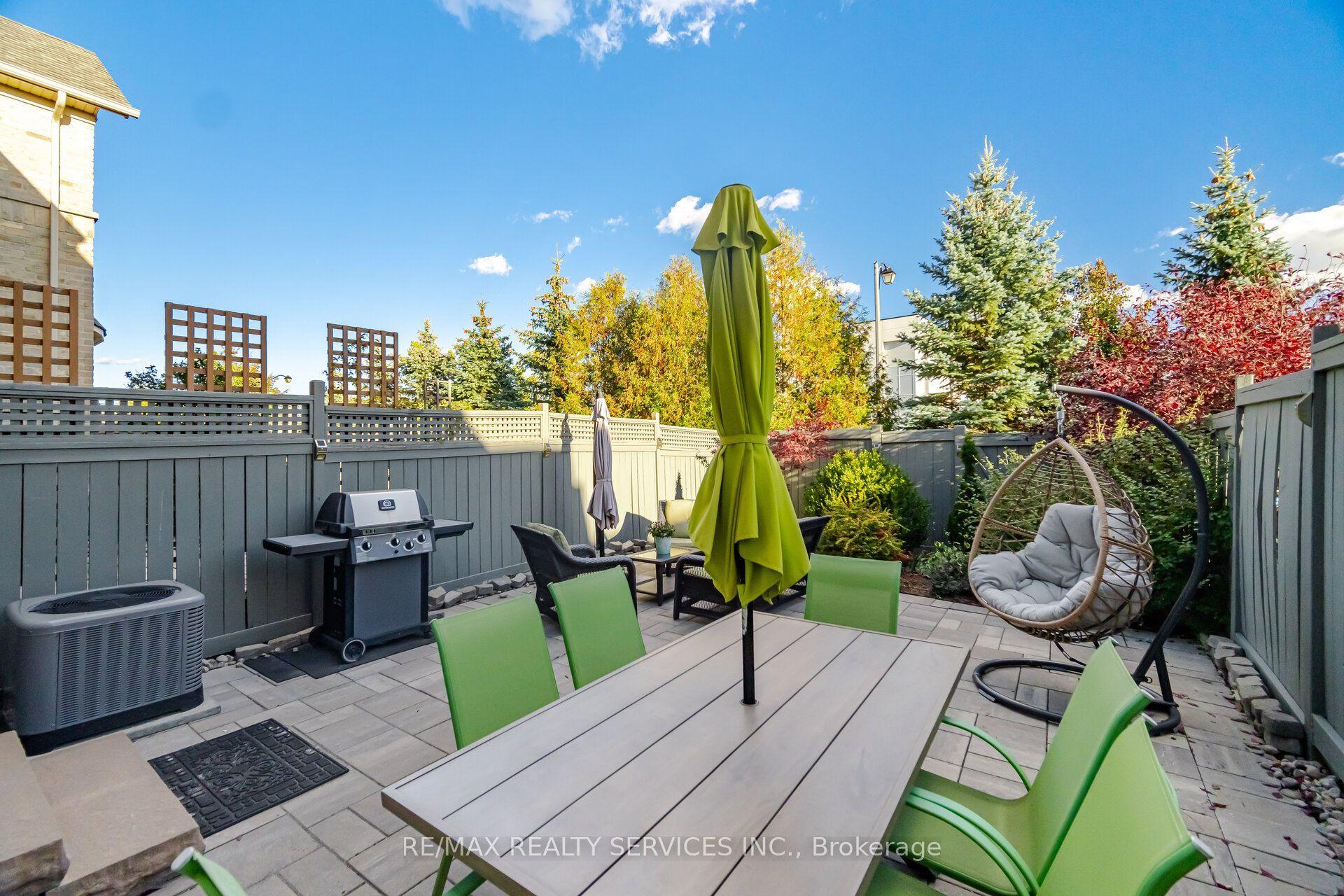 9 Aspenview Avenue Property Photo 41