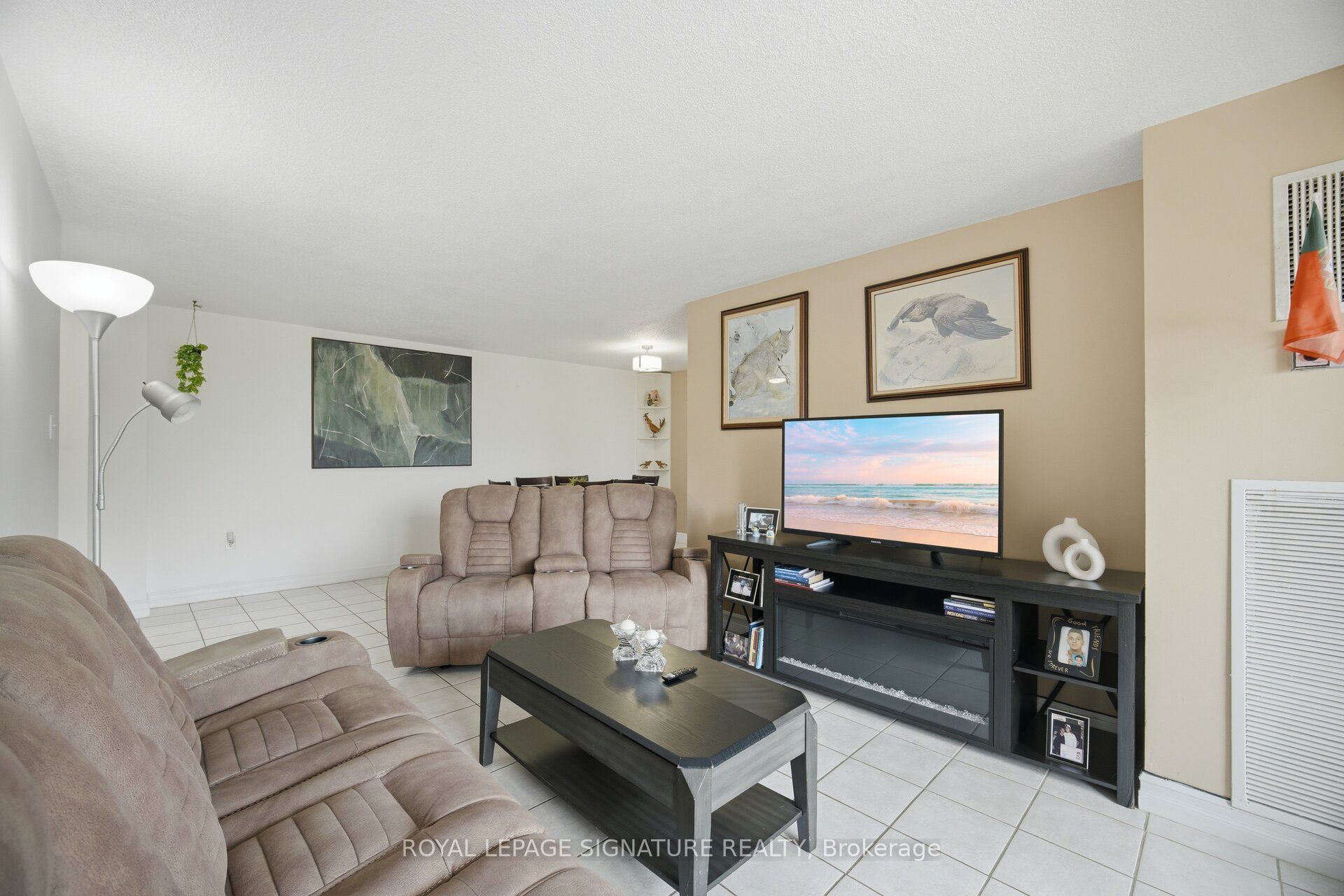 4 Kings Cross Road 303 Property Photo 11