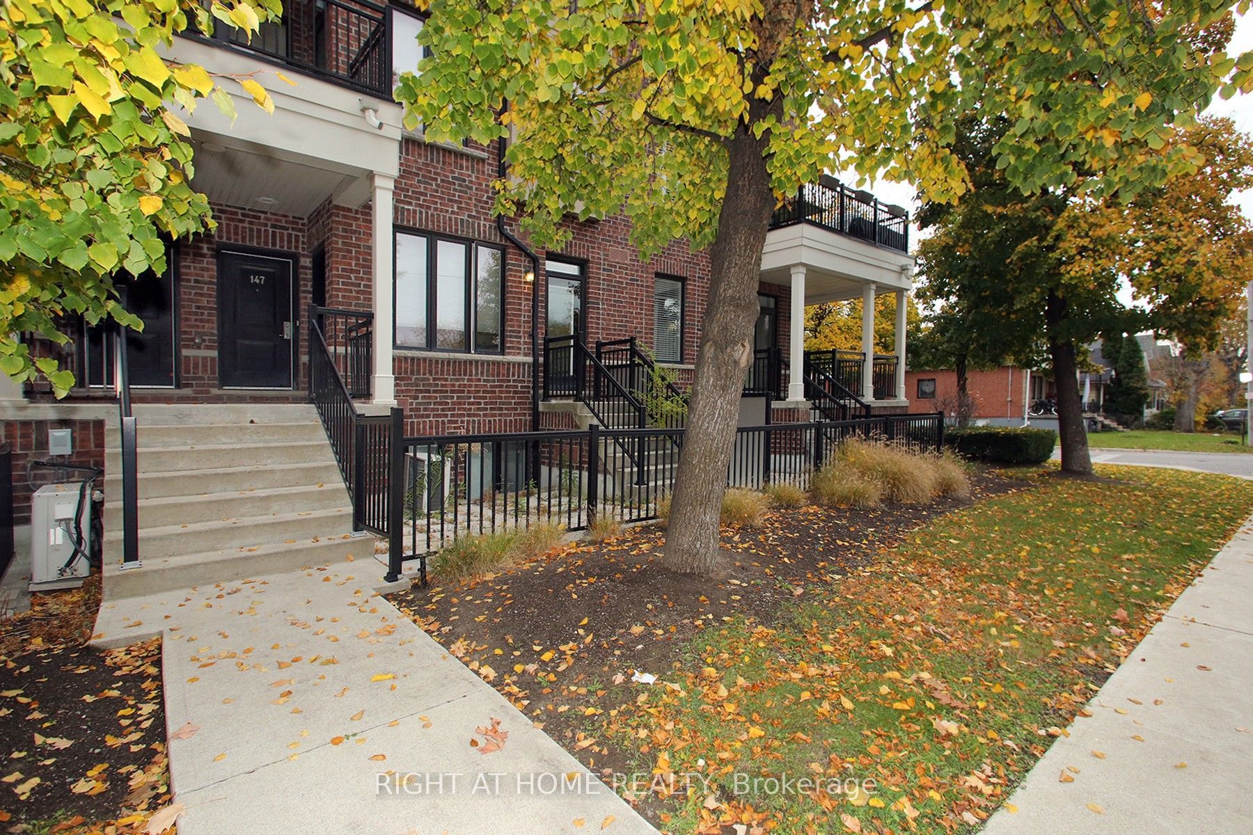 50 Carnation Avenue 147 Property Photo 1