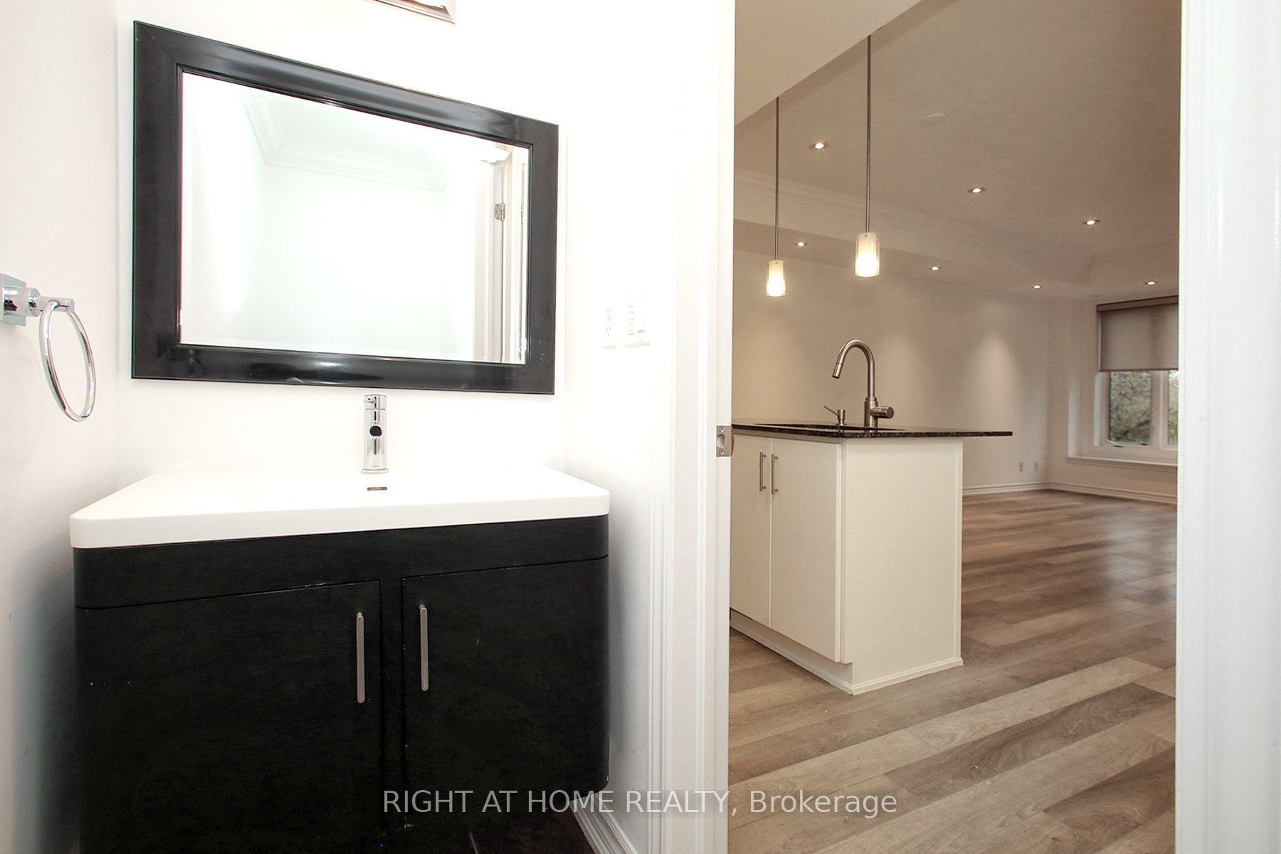 50 Carnation Avenue 147 Property Photo 17