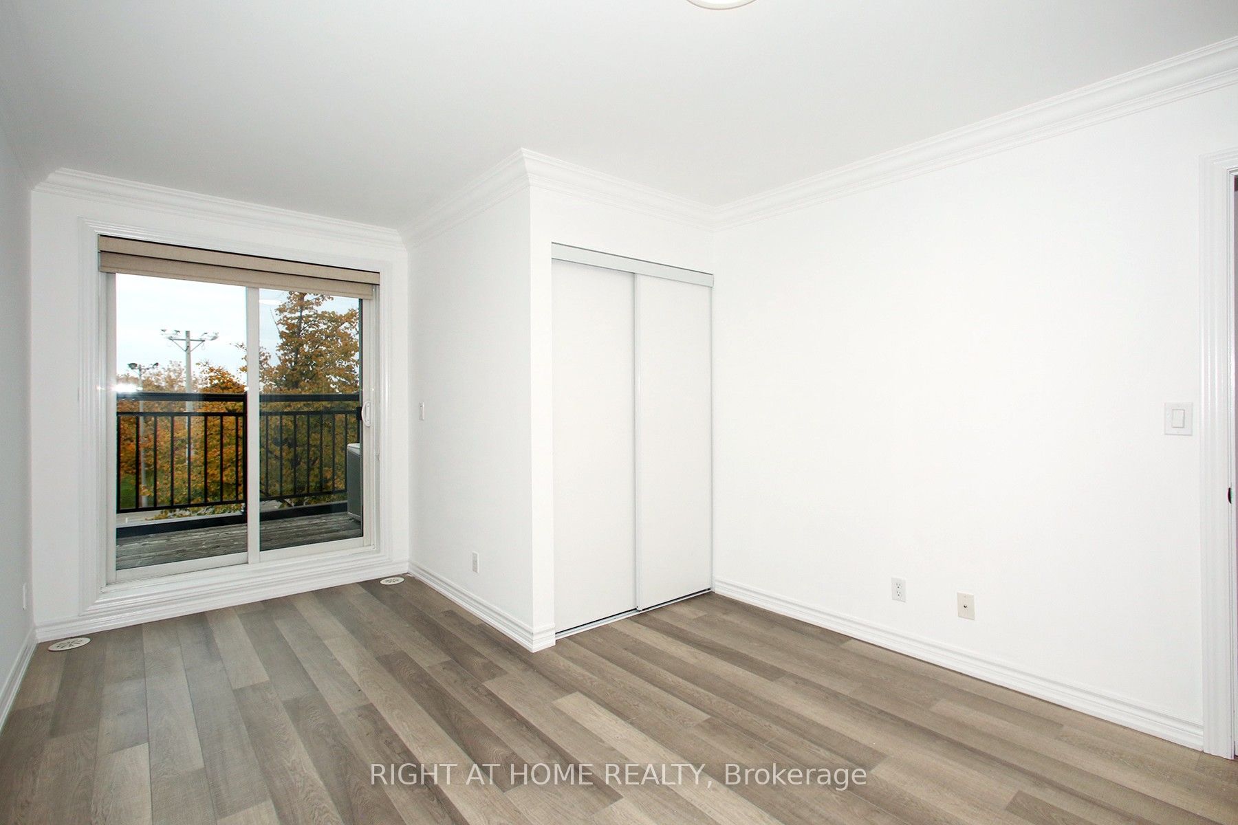 50 Carnation Avenue 147 Property Photo 19