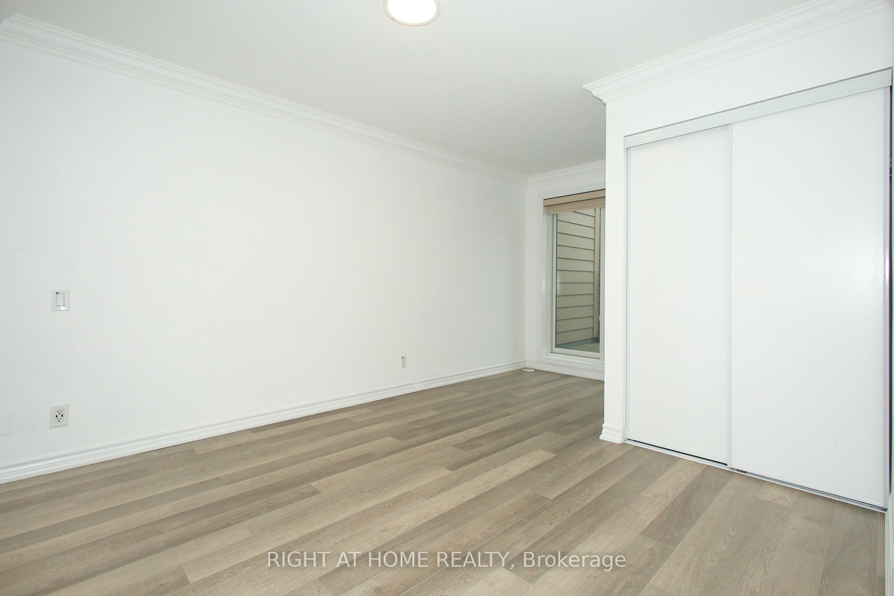 50 Carnation Avenue 147 Property Photo 20