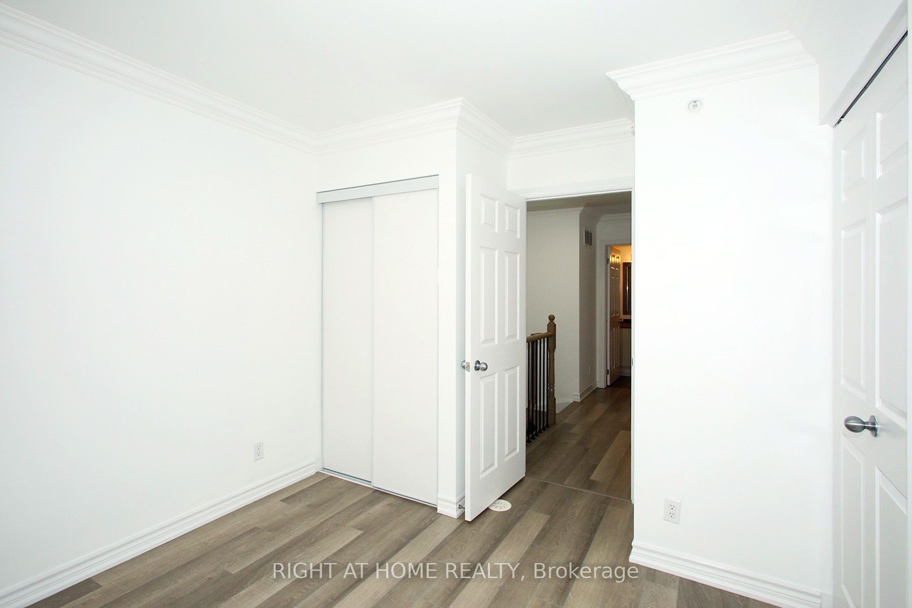 50 Carnation Avenue 147 Property Photo 27