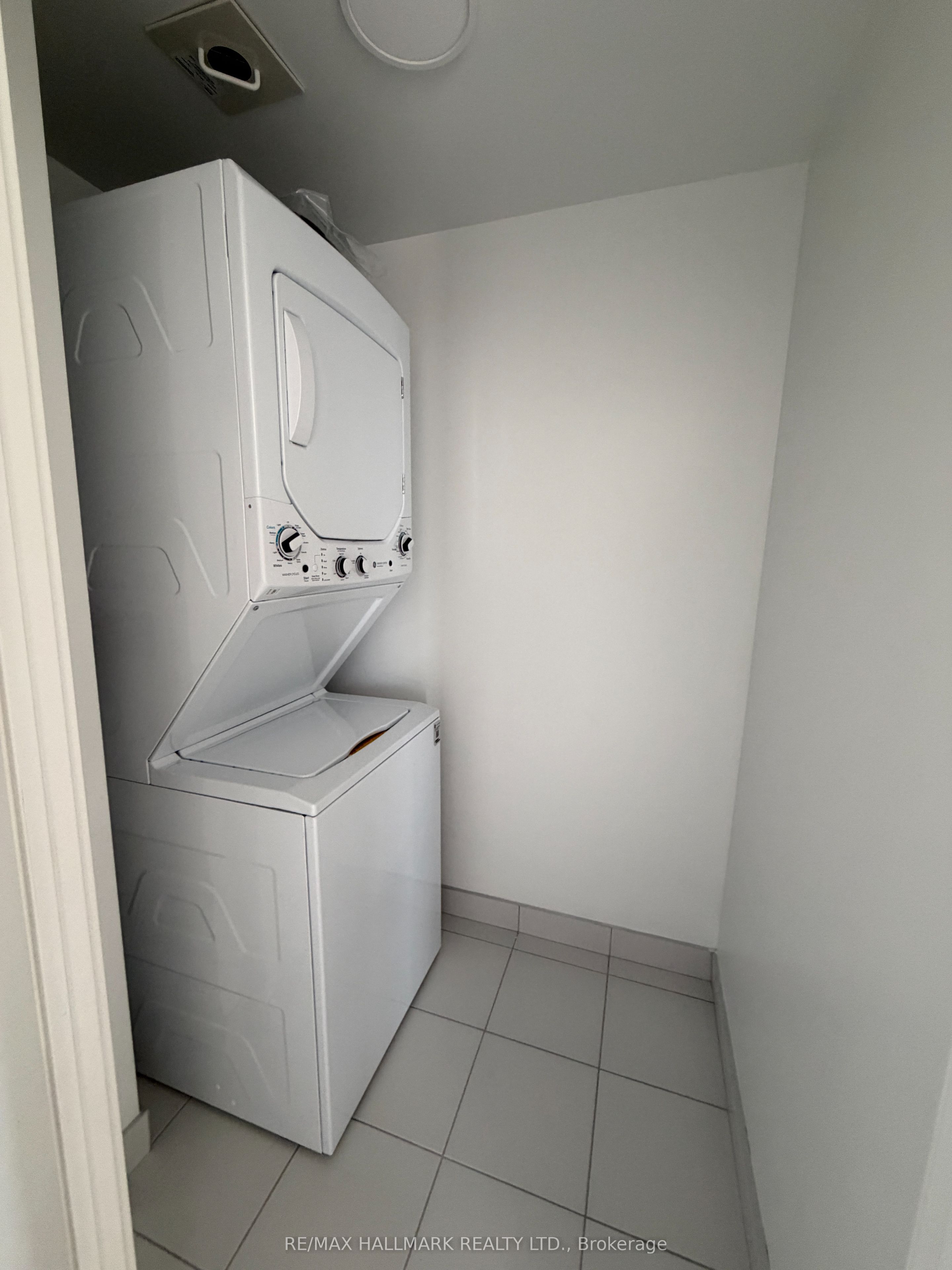 4010 Eglinton Avenue W 2610 Property Photo 9