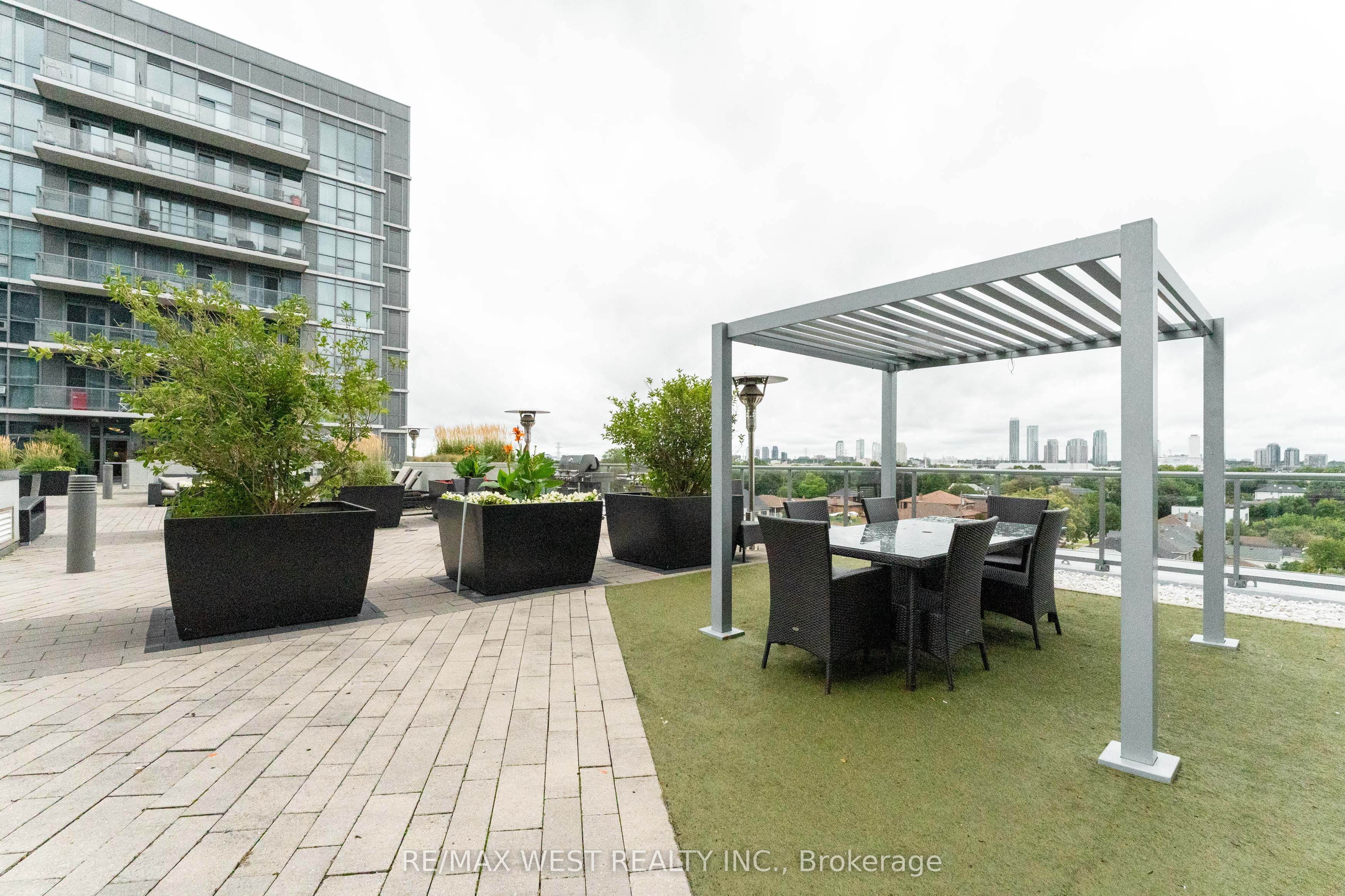 1185 The Queensway 710 Property Photo 22