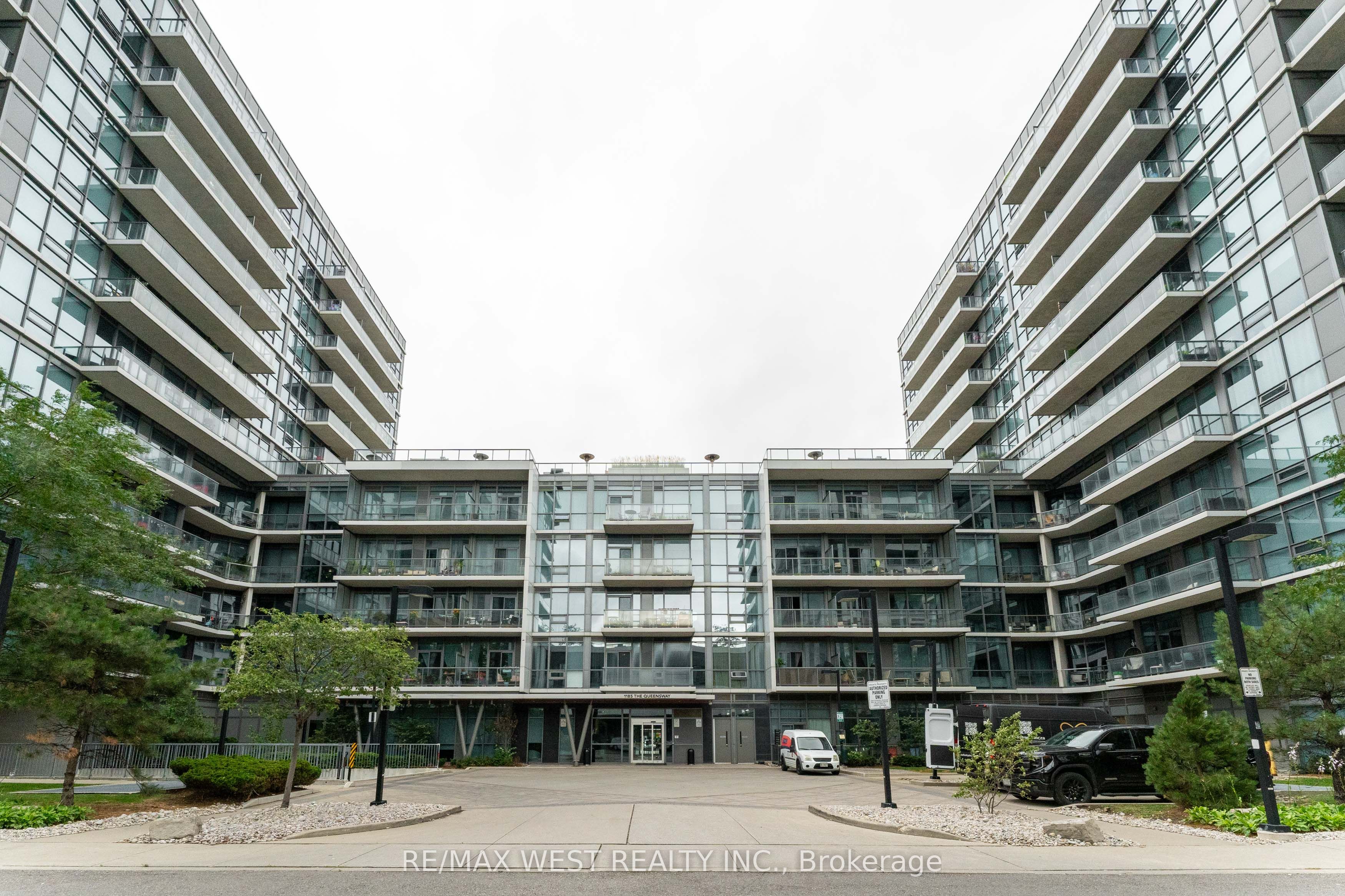 1185 The Queensway 710 Property Photo 42