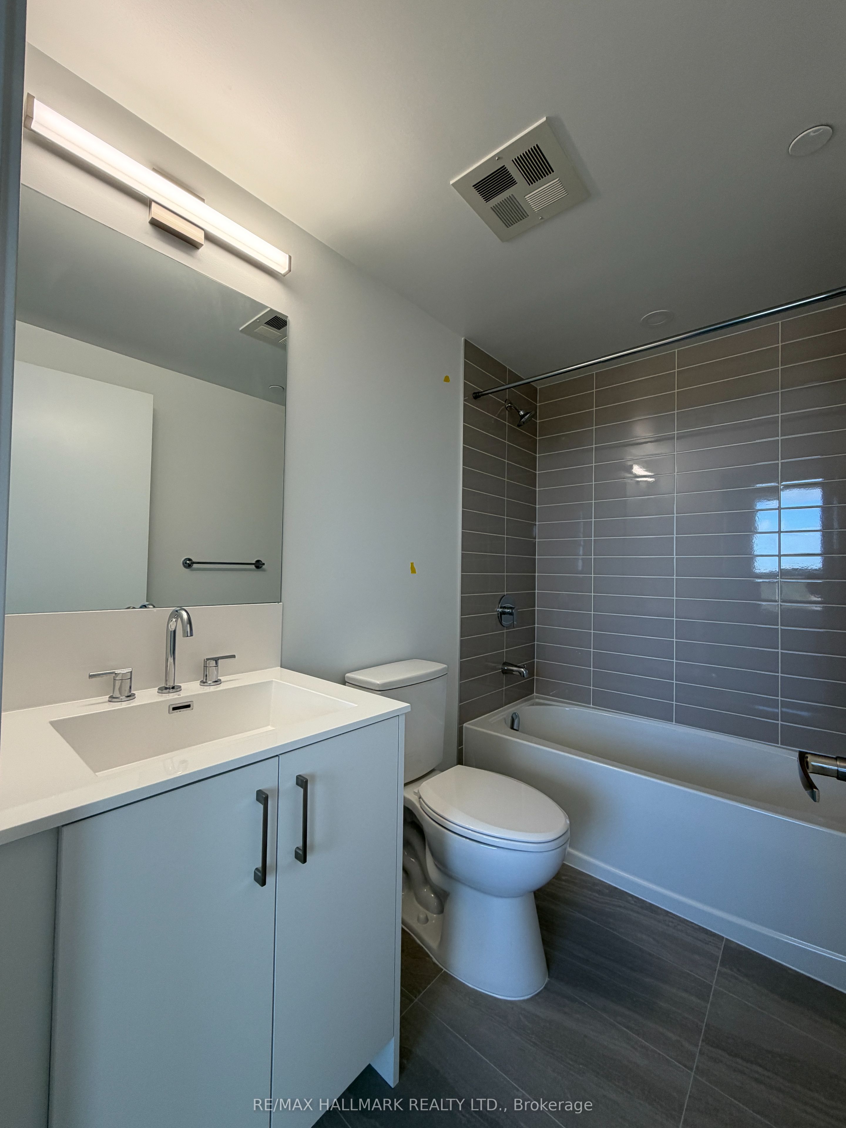 4010 Eglinton Avenue W 2310 Property Photo 8